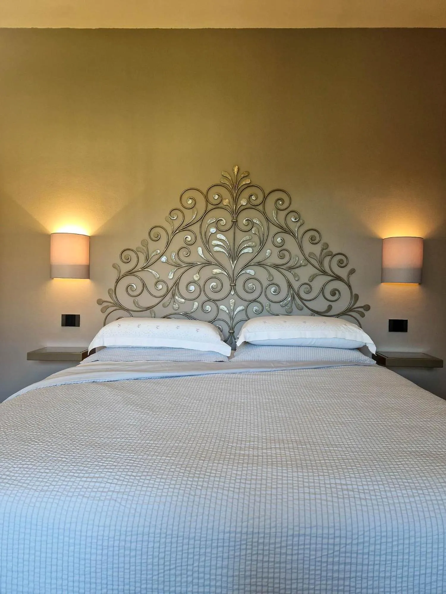 Bedroom, Bed in Villa Sarchi