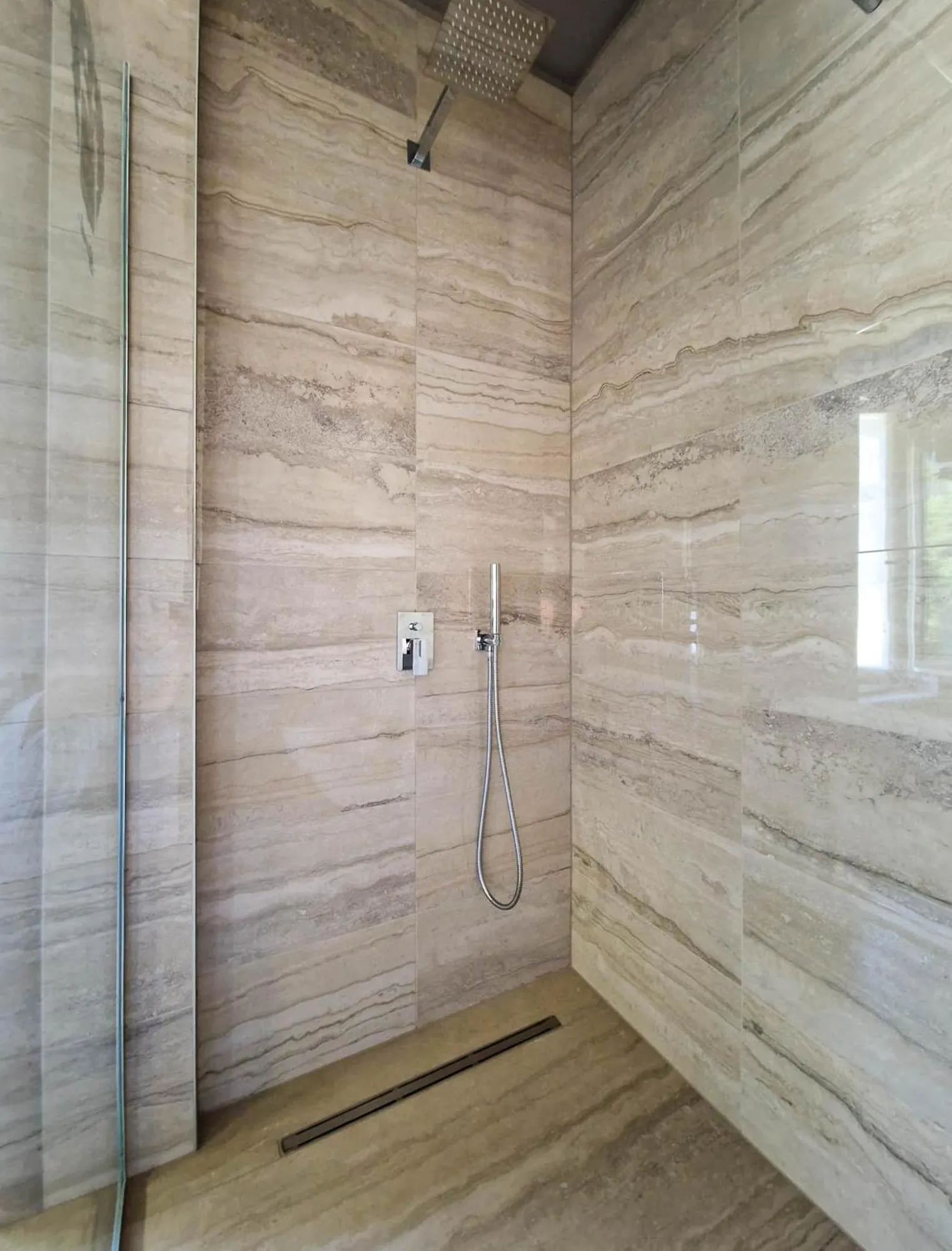 Bathroom in Villa Sarchi