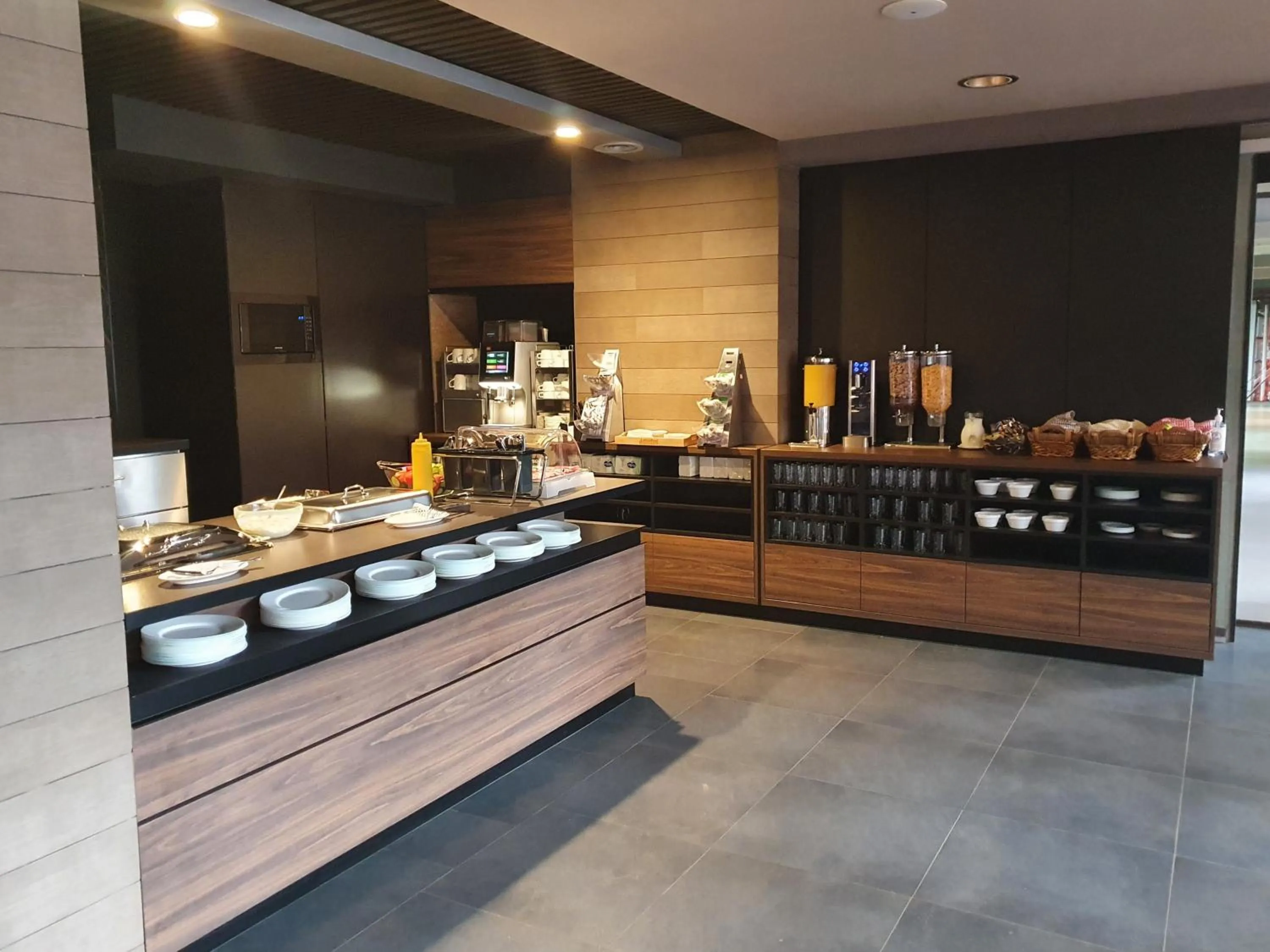 Breakfast in Vila Topaz