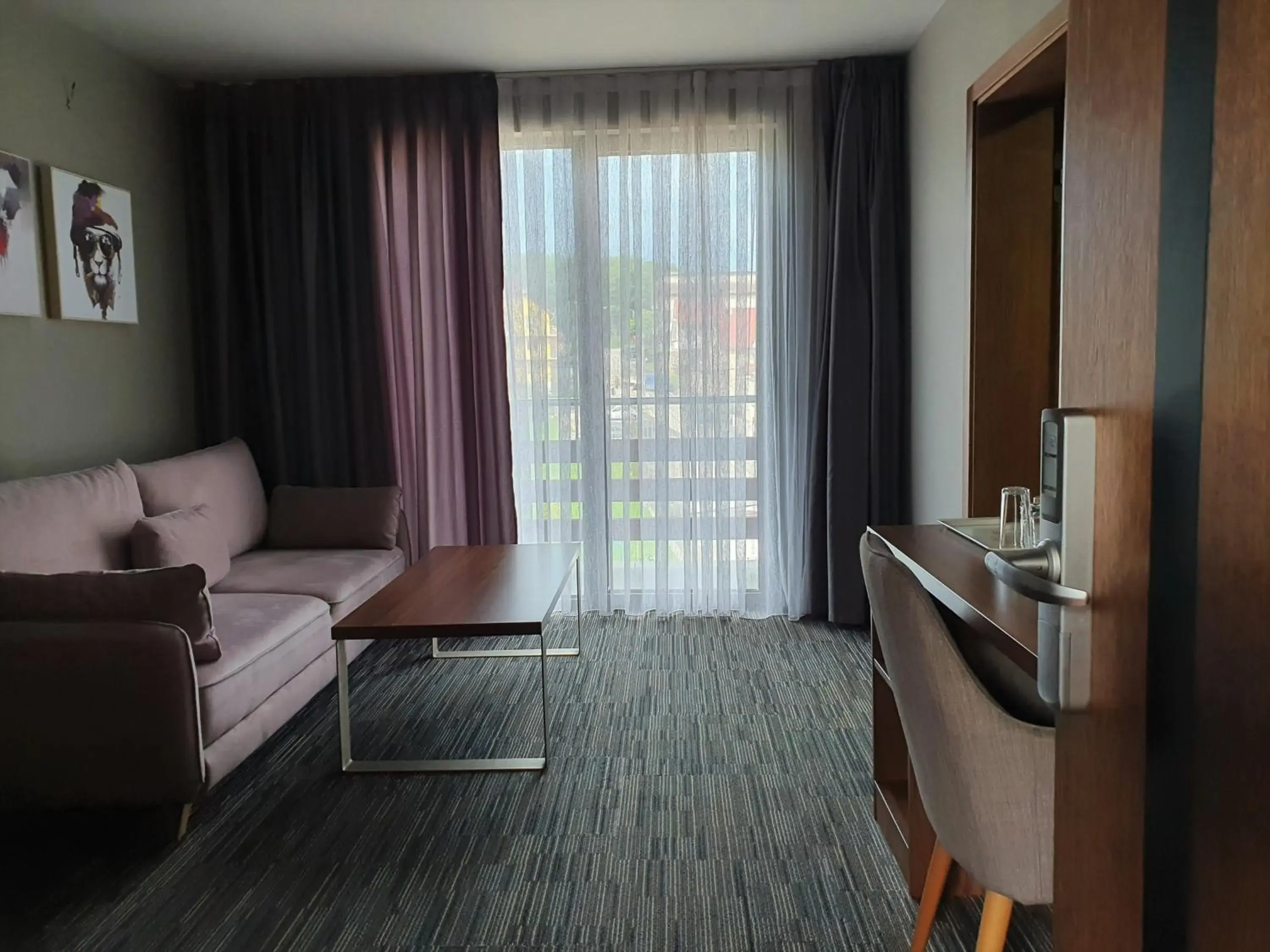 Family Suite (2 Adults + 2 Children) in Vila Topaz Family Suite (2 Adults + 2 Children) in Vila Topaz