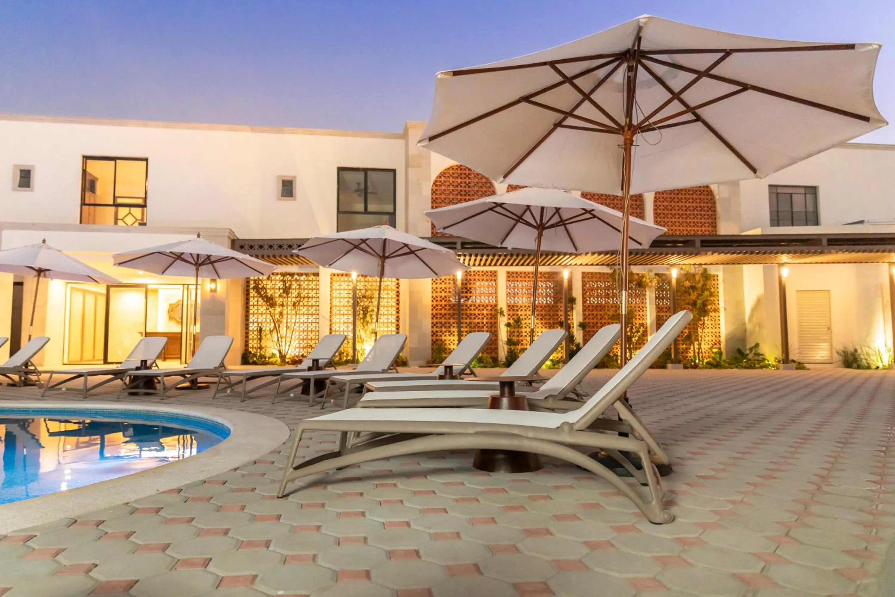 Swimming pool in Gran Hotel Mexico by Solaris