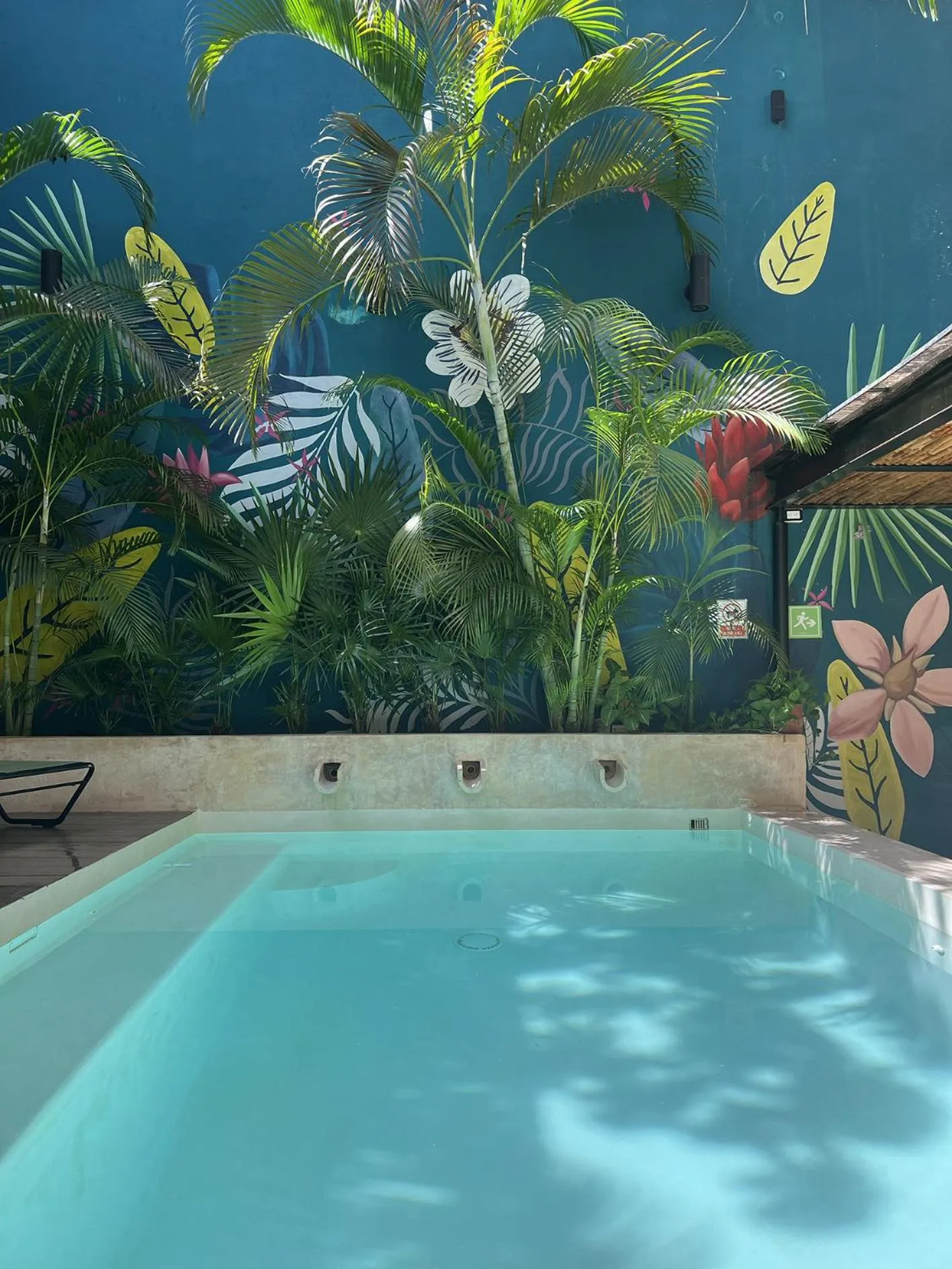 Swimming pool in Latino Hotel Boutique