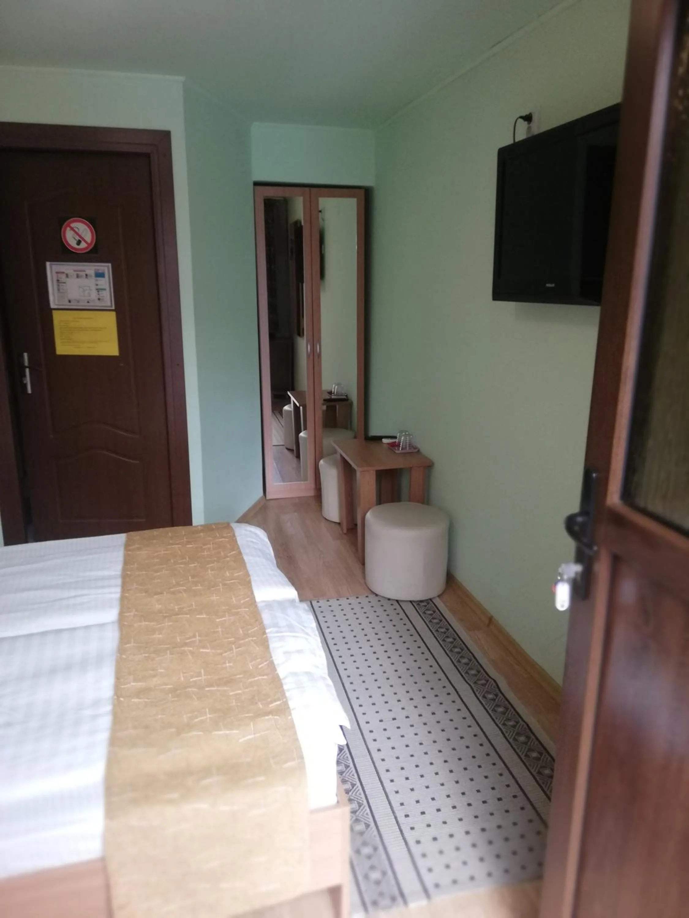 Photo of the whole room, Bed in Casa Soare check-in independent