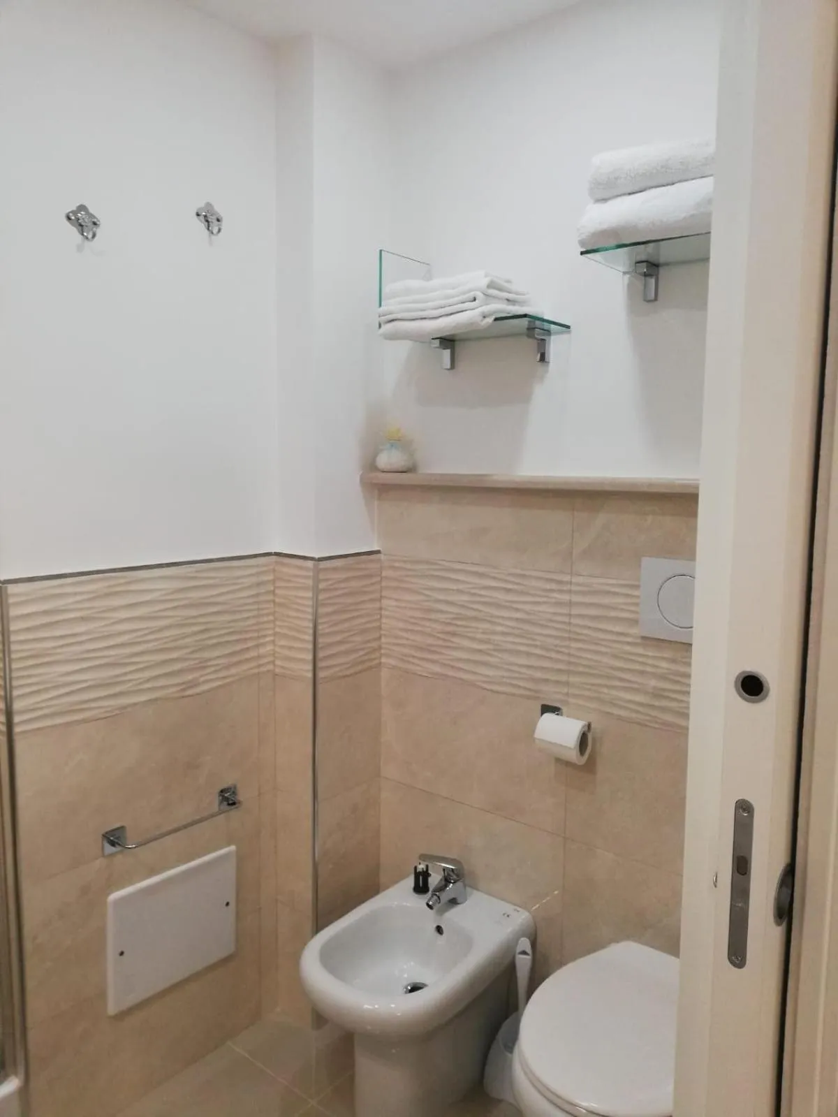 Bathroom in B&B Oplonti Resort