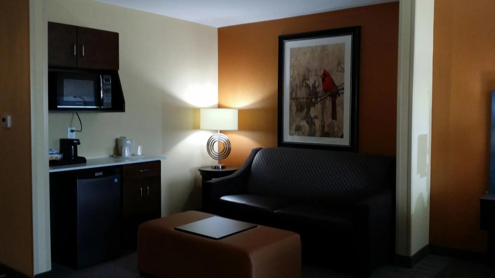 Seating area in Holiday Inn Express & Suites St Louis Airport by IHG