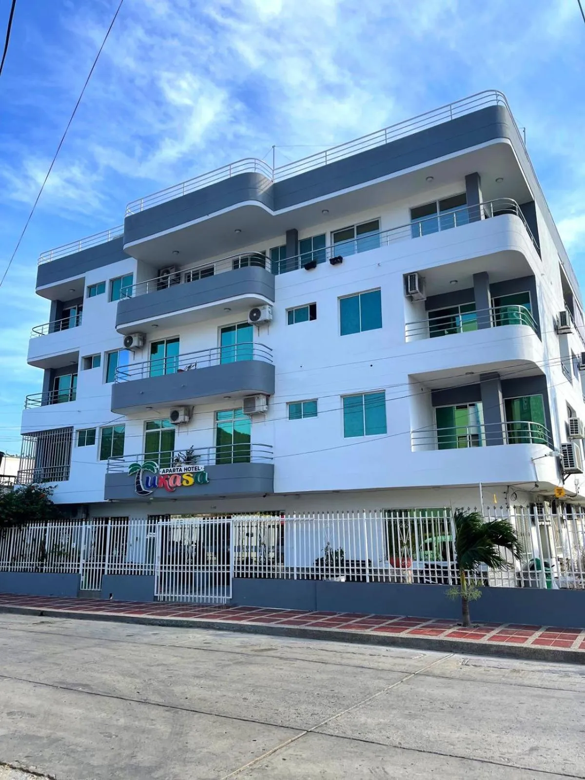 Property building in Apartahotel Tukasa Rodadero