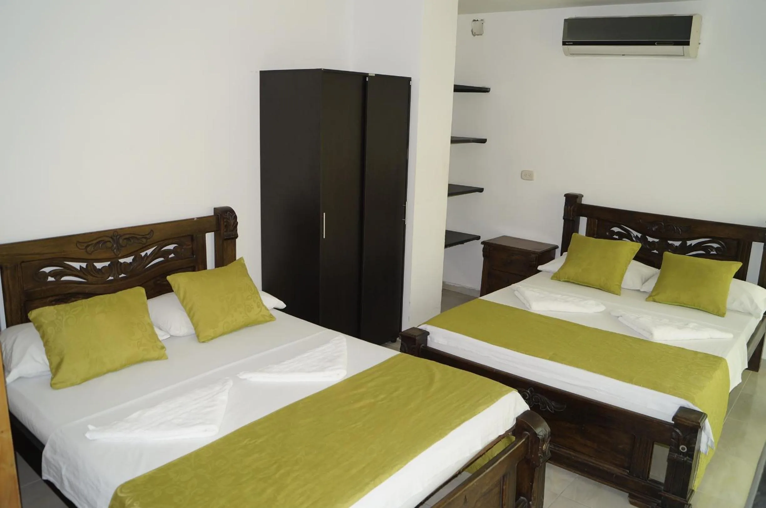 Decorative detail, Bed in Apartahotel Tukasa Rodadero