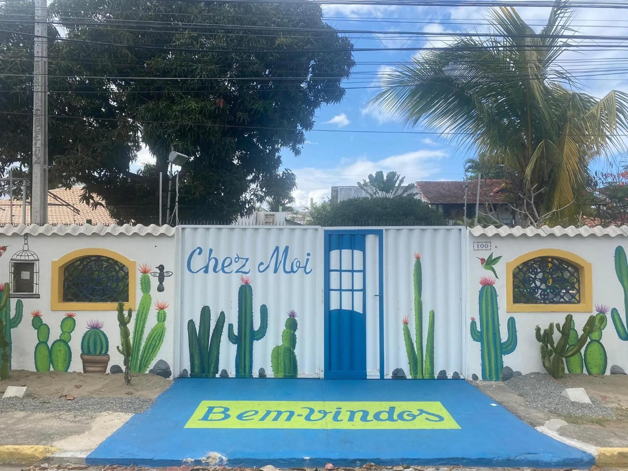 Property logo or sign in Pousada Chez Moi