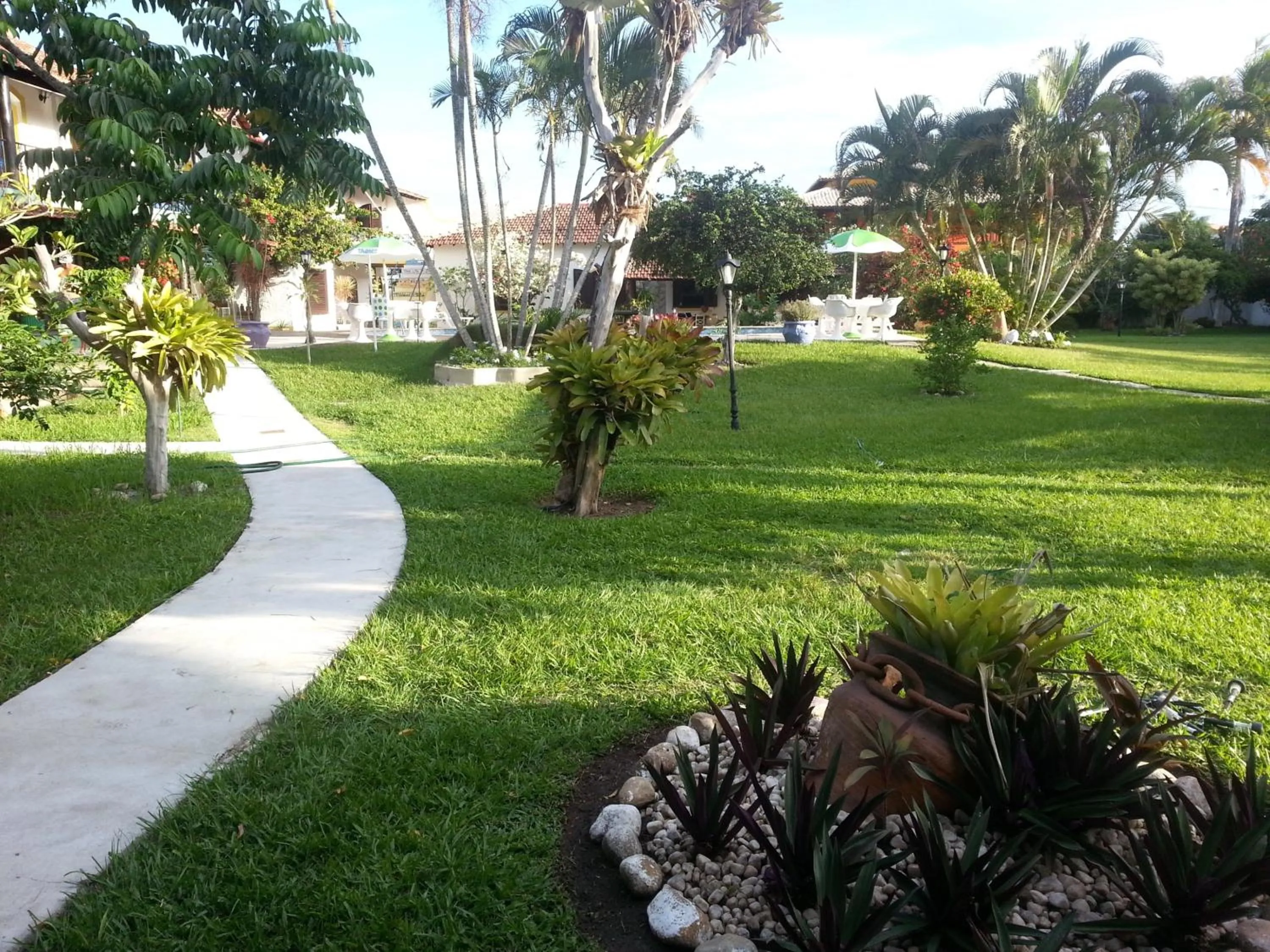 Garden in Pousada Chez Moi