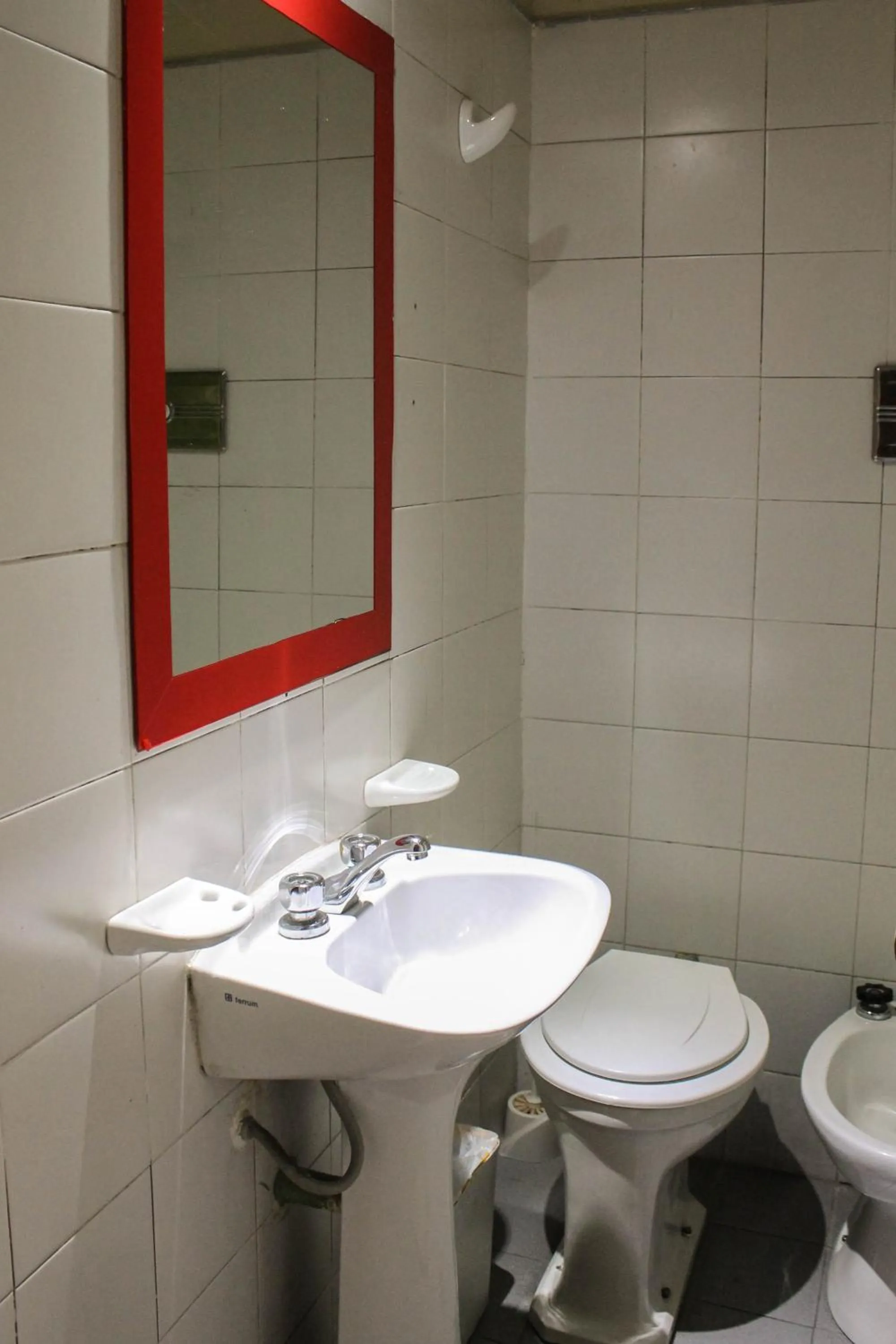 Bathroom in Casi Guemes Hotel