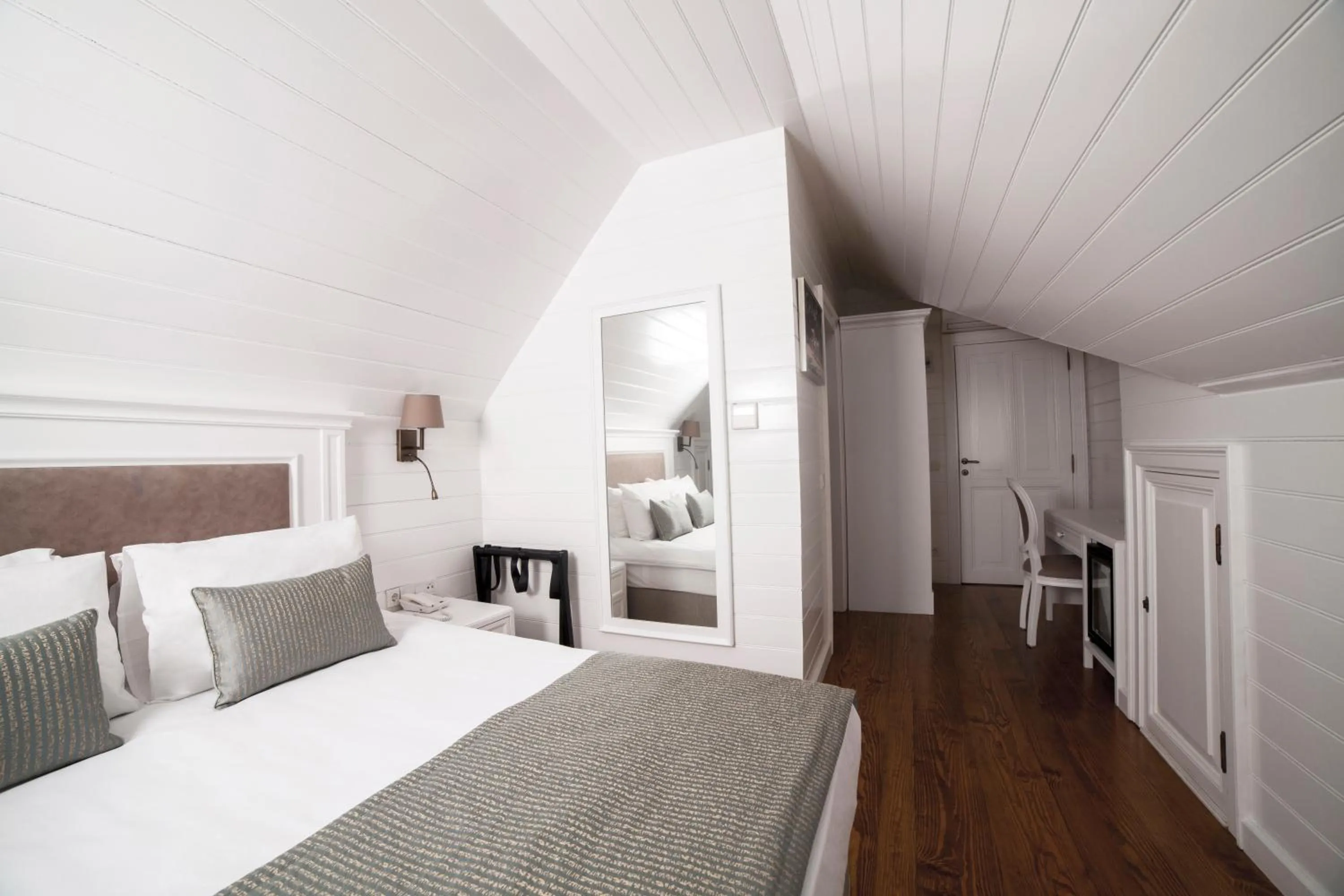 Bed in Triada Hotel Büyükada