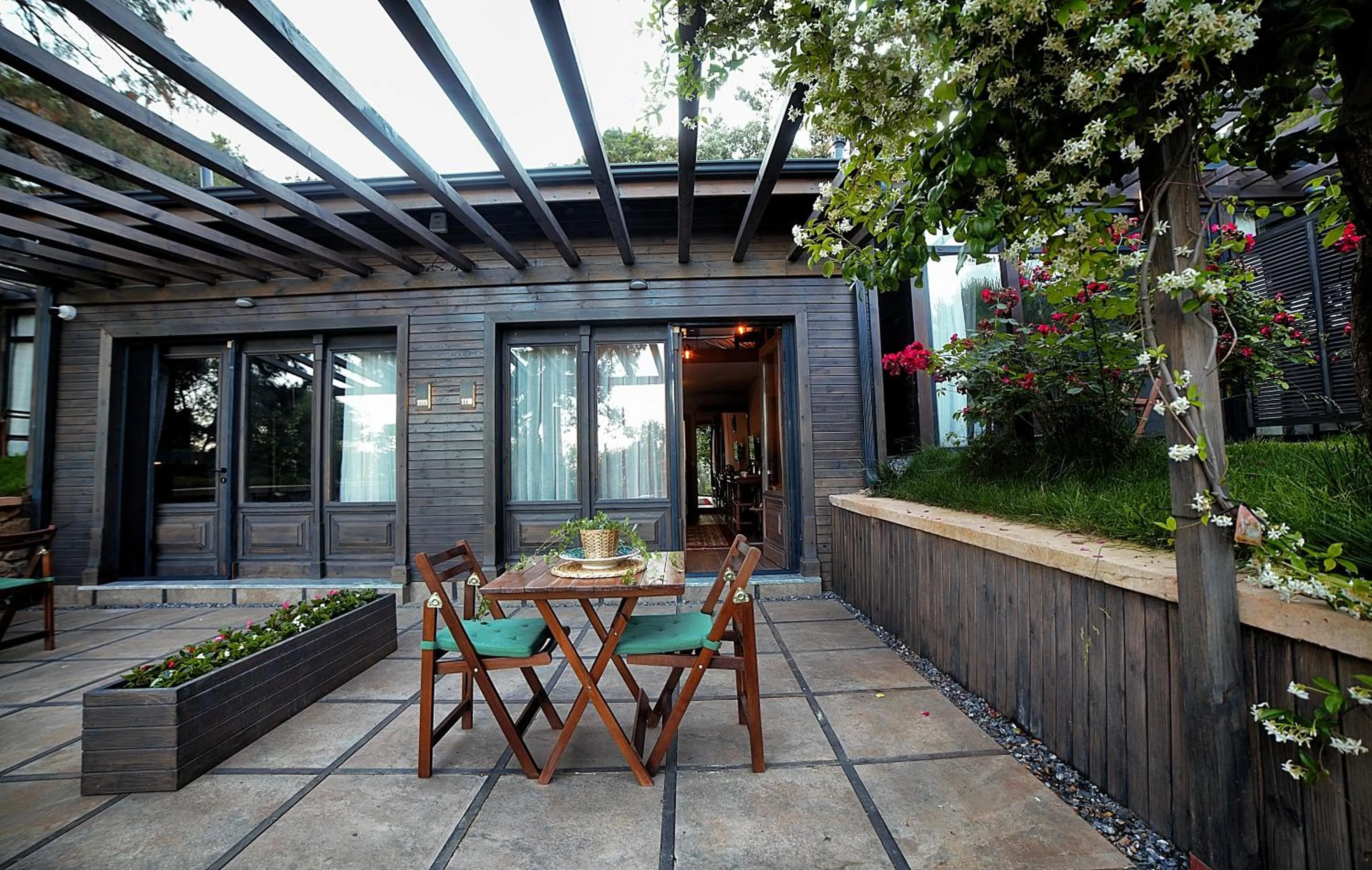 Patio in Triada Hotel Büyükada