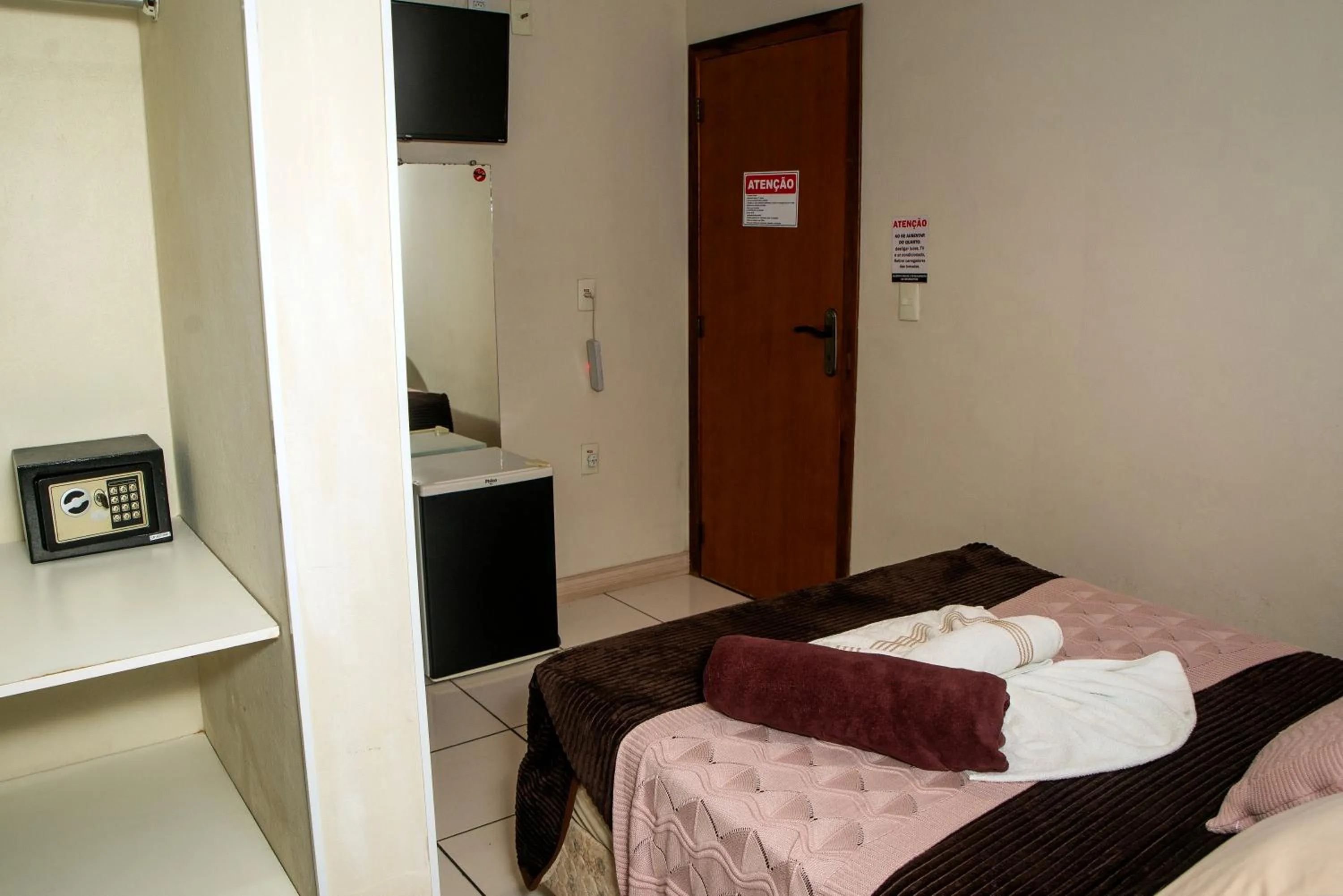 Bedroom, Bed in Hotel Estrela do Mar