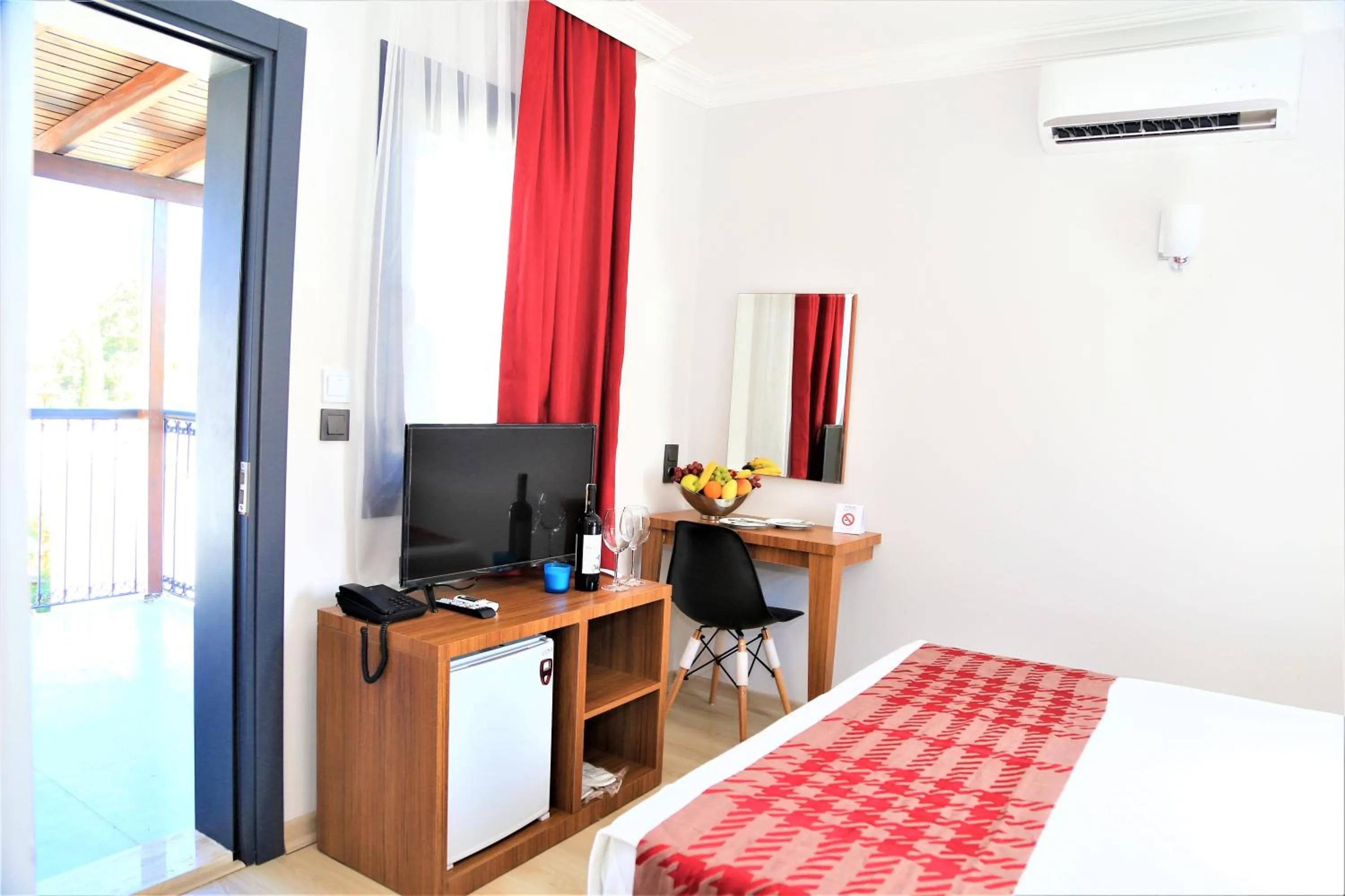 Bed in Modern Life Hotel Bodrum