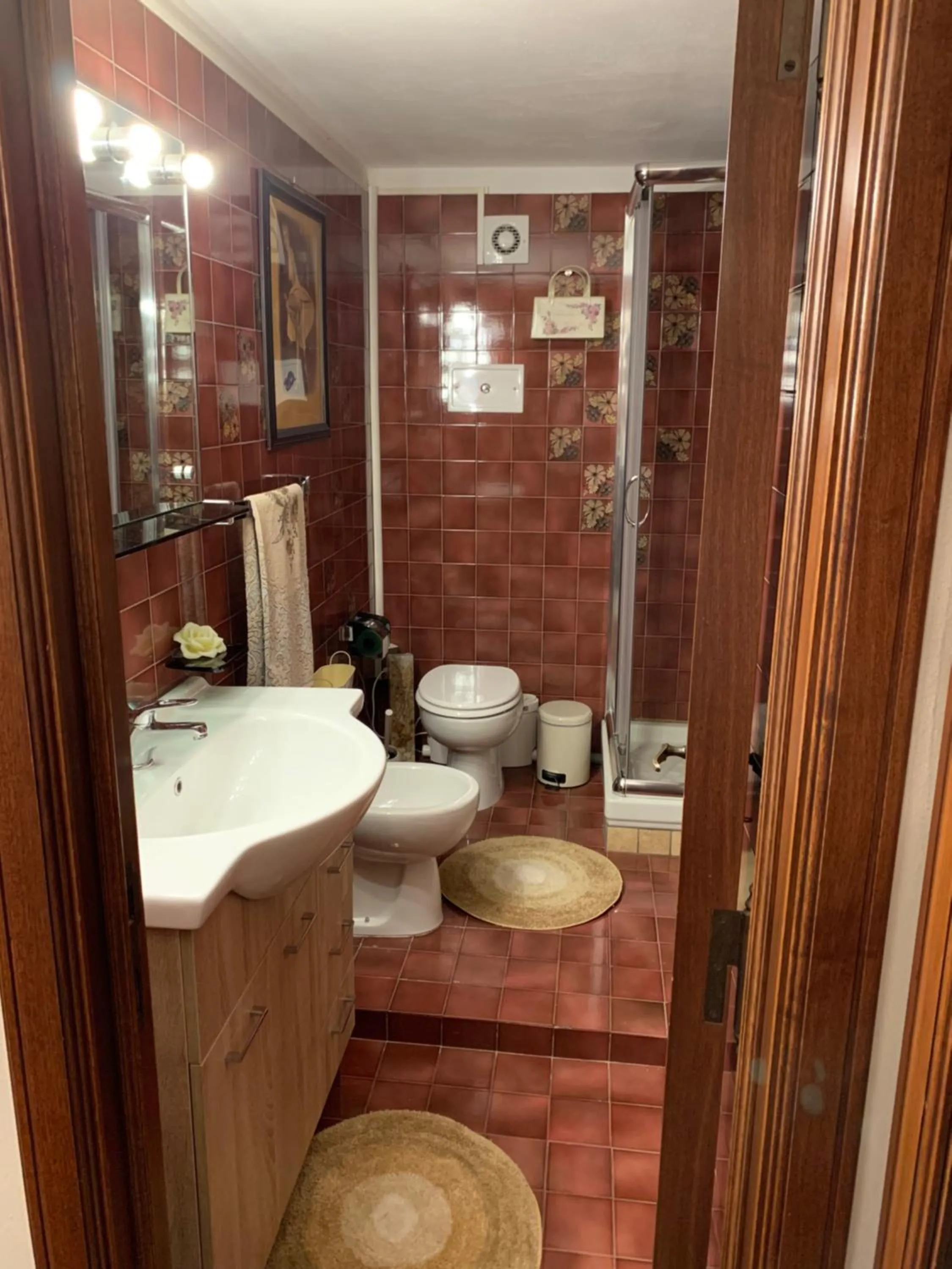 Bathroom in Jenny's Country Dreamhouse