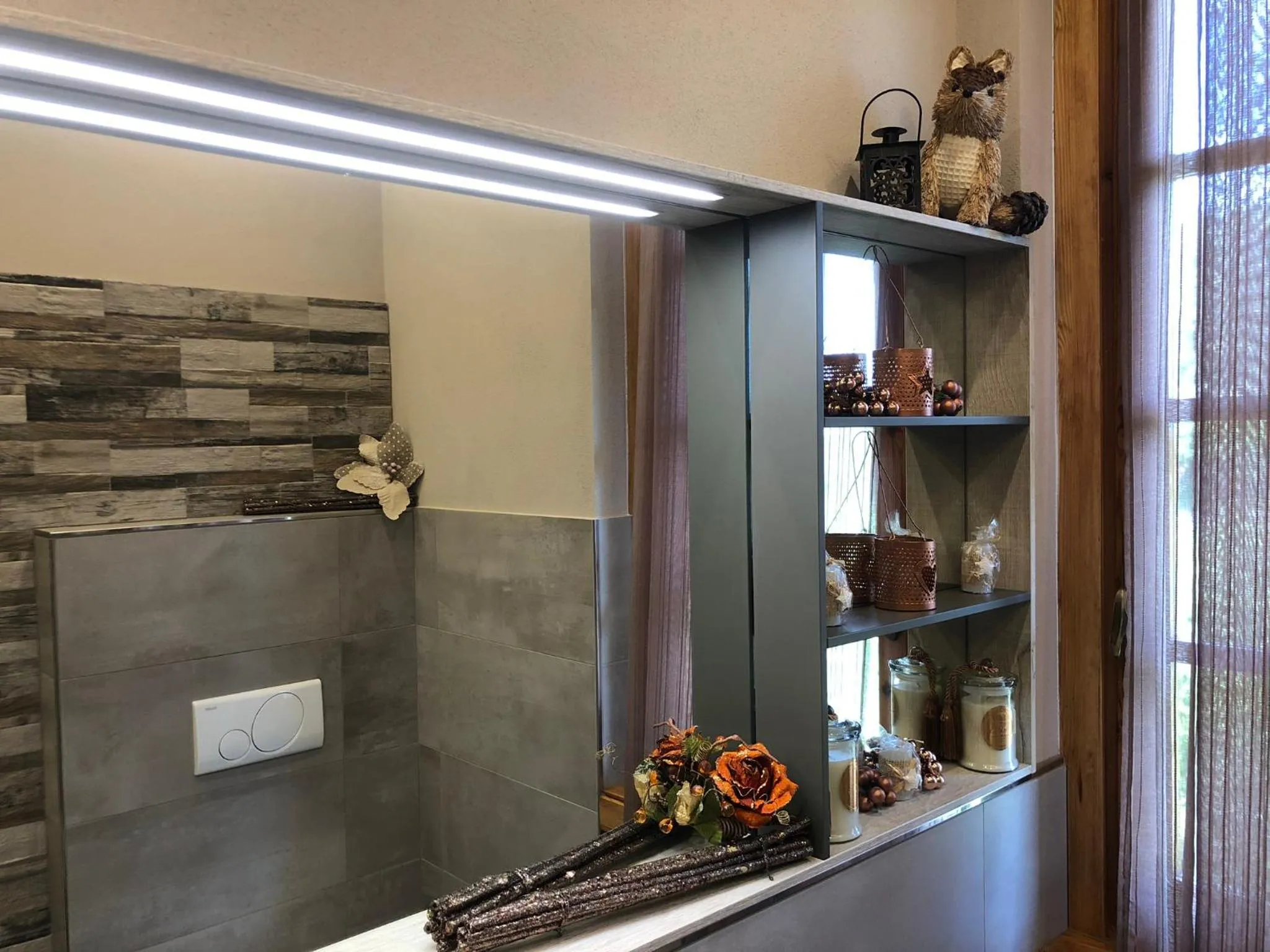 Bathroom in Jenny's Country Dreamhouse