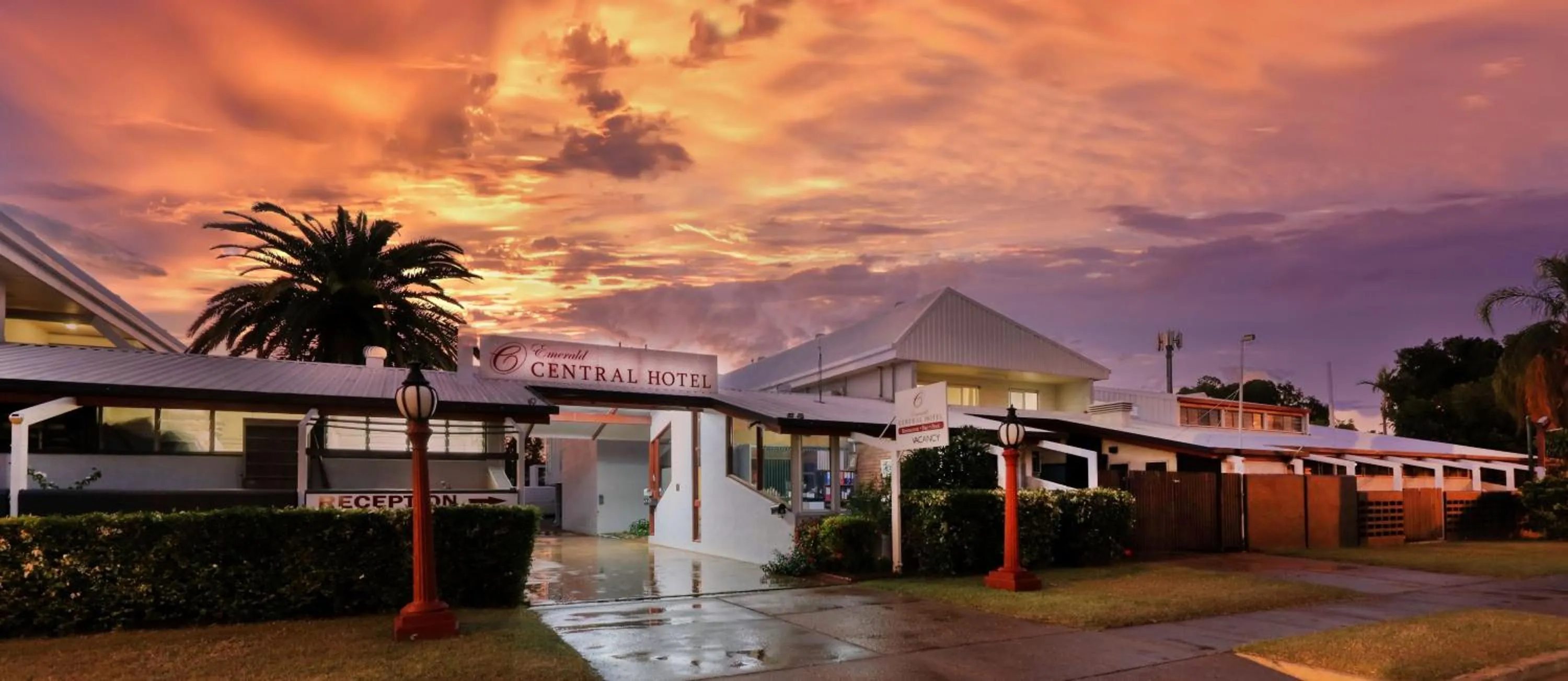 Property building in Emerald Central Hotel Official