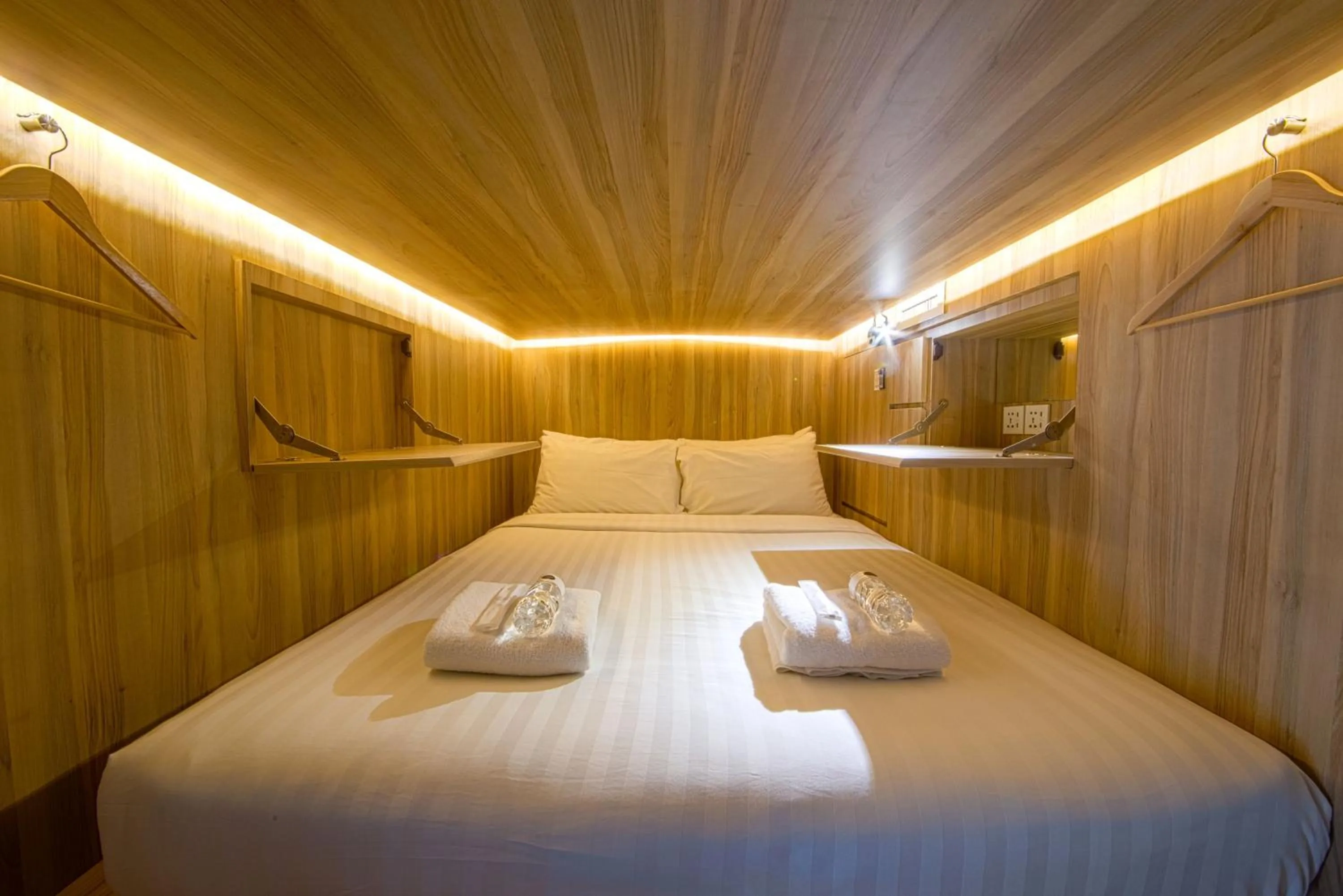 Bed in CUBE Boutique Capsule Hotel at Chinatown