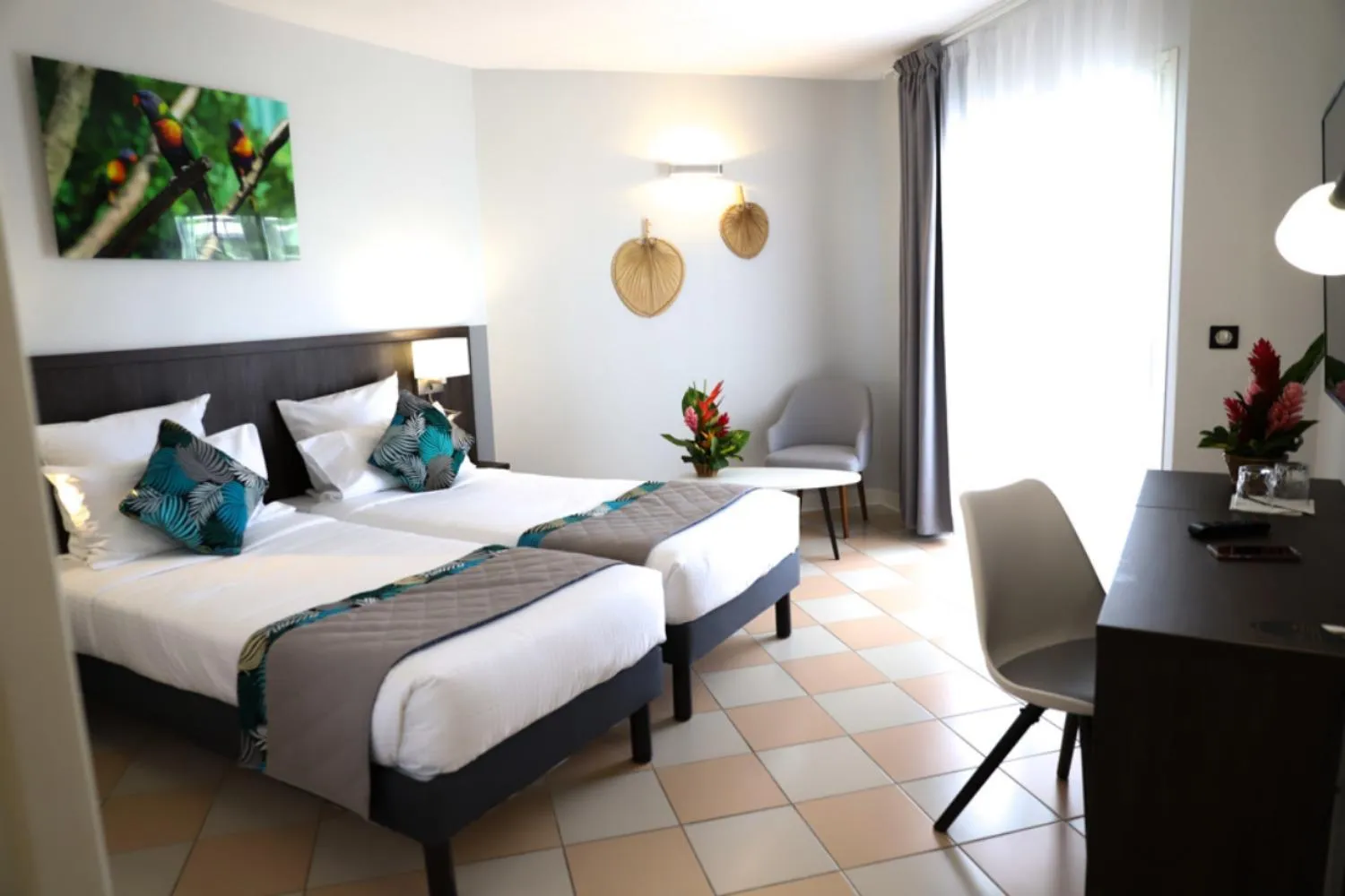 Bed in Hôtel Saint-Georges