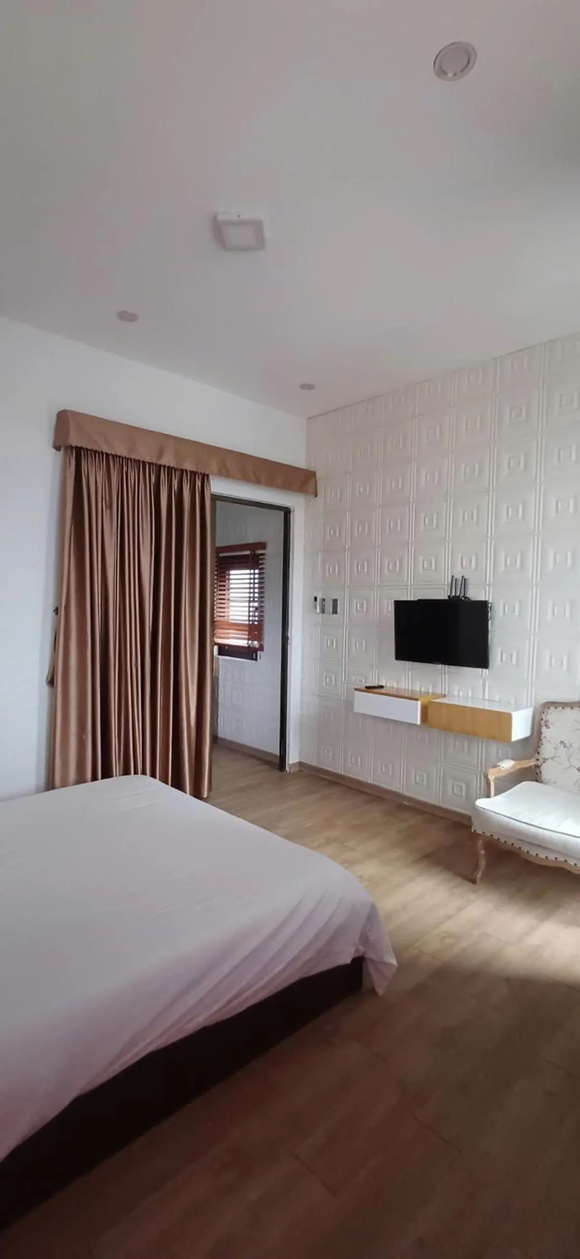 Bed in Seashine Apartment