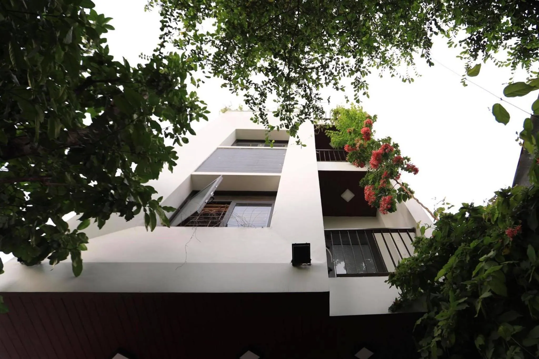 Facade/entrance in Seashine Apartment