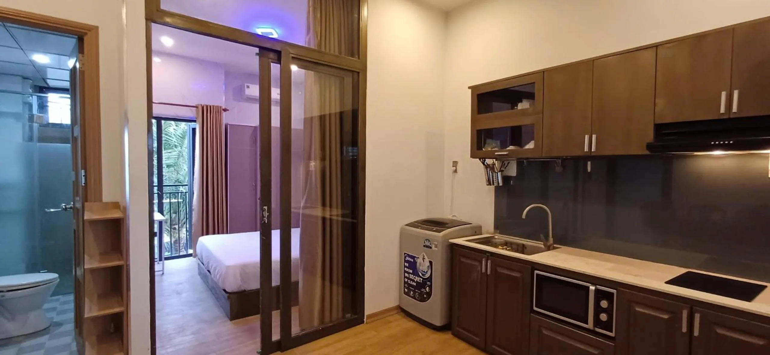 kitchen in Seashine Apartment