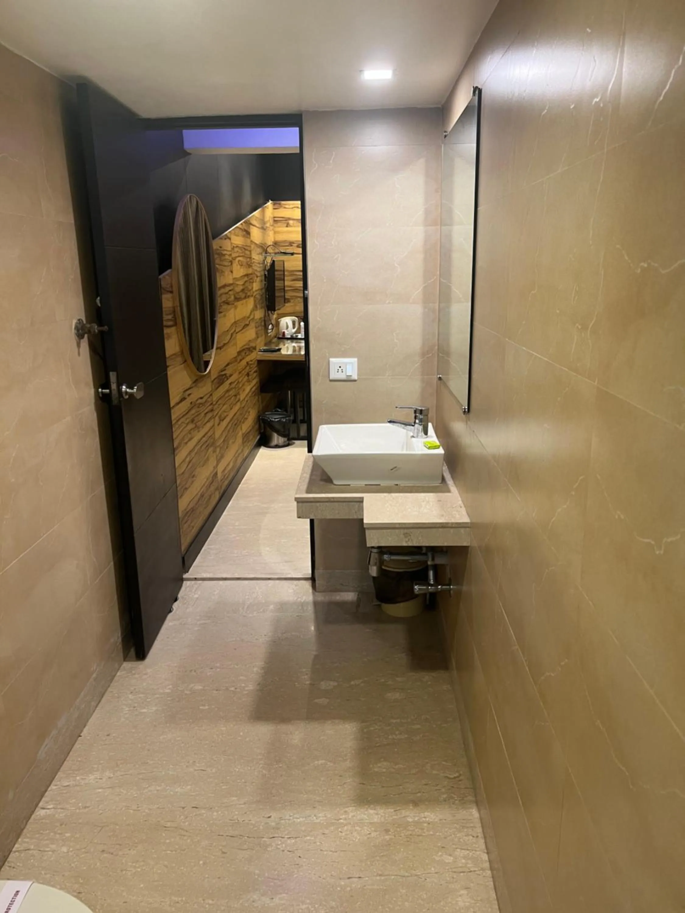 Bathroom in Hotel Aston International