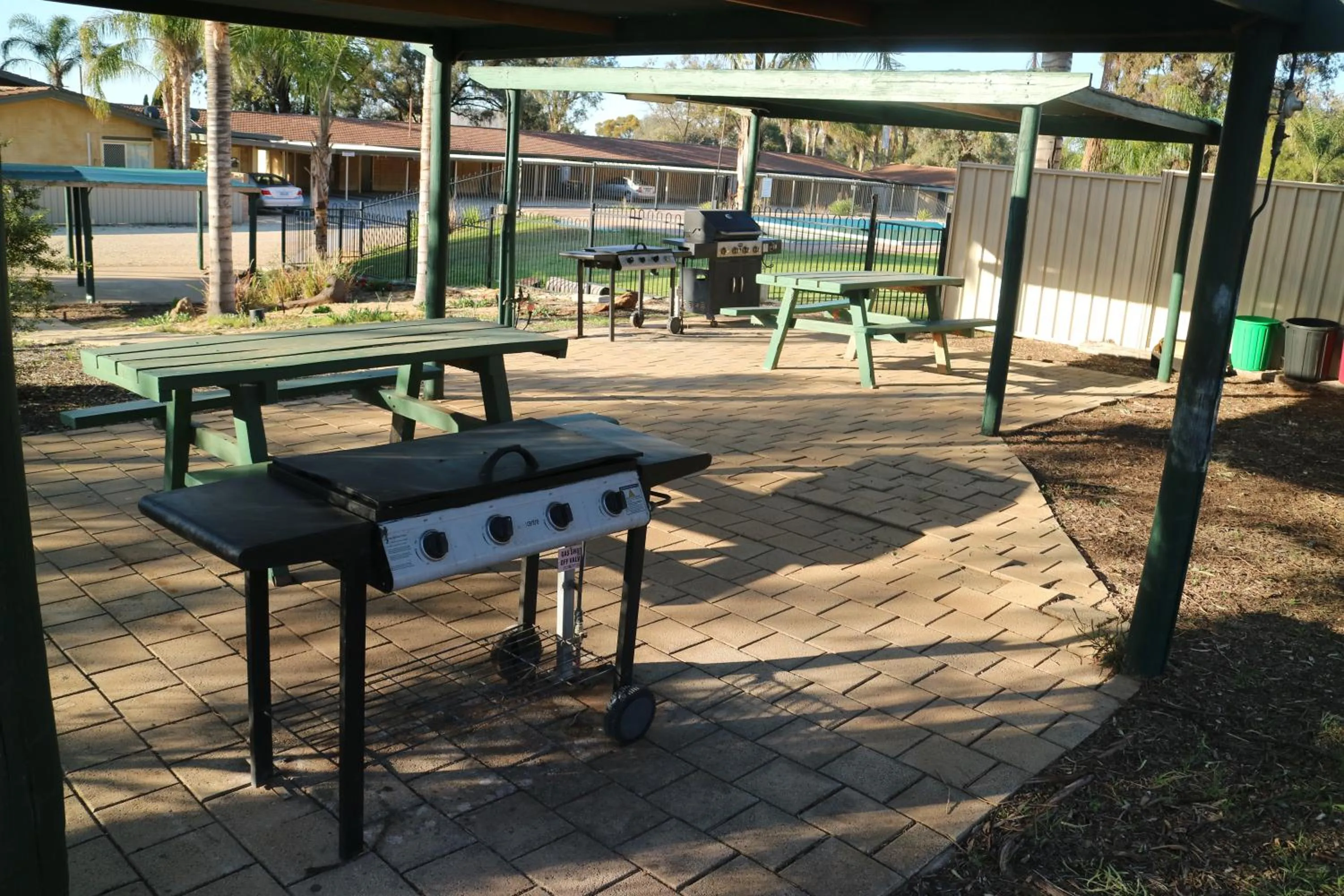 BBQ facilities in Barmera Lake Resort Motel