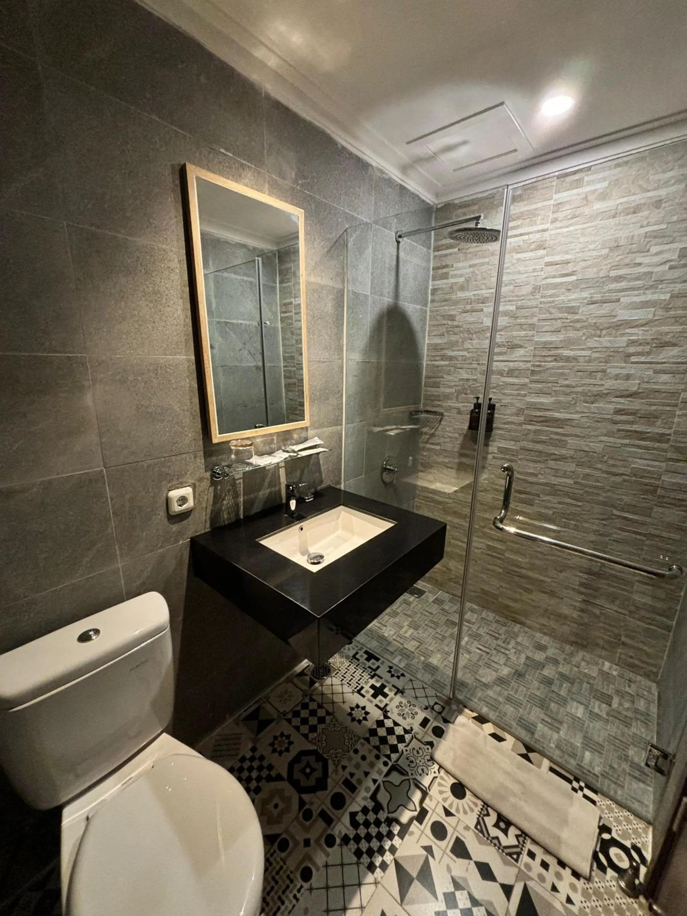 Kaloka Airport Hotel