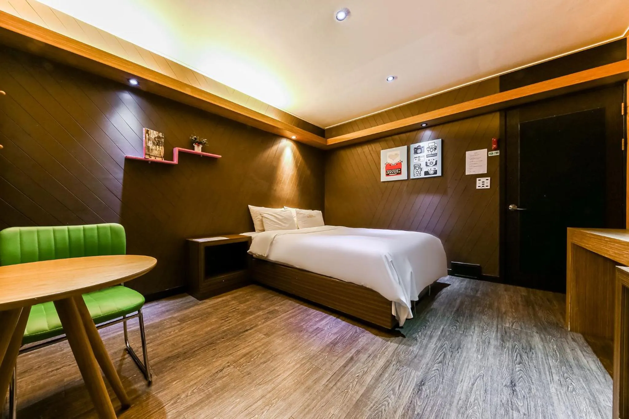 Photo of the whole room in Manhatan Hotel 청주