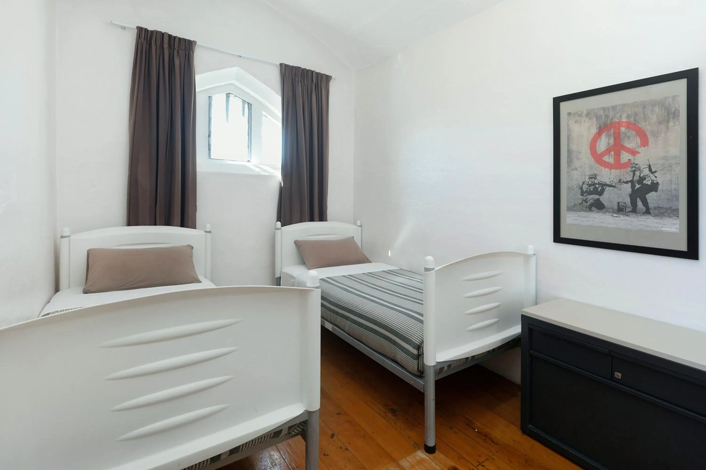 Bed in Jailhouse Accommodation