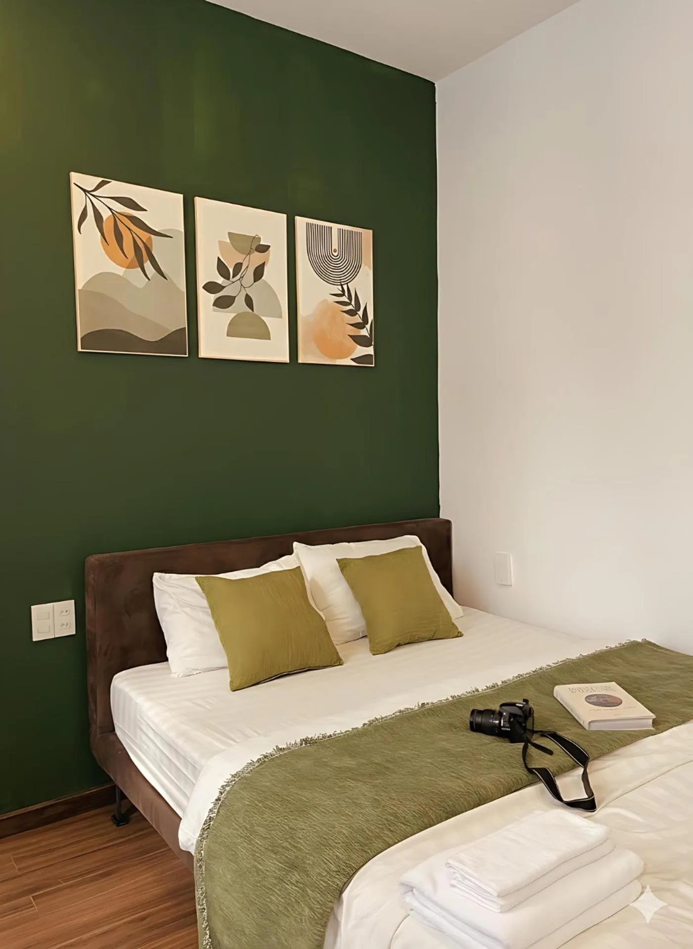 Bed in Seven A Hotel