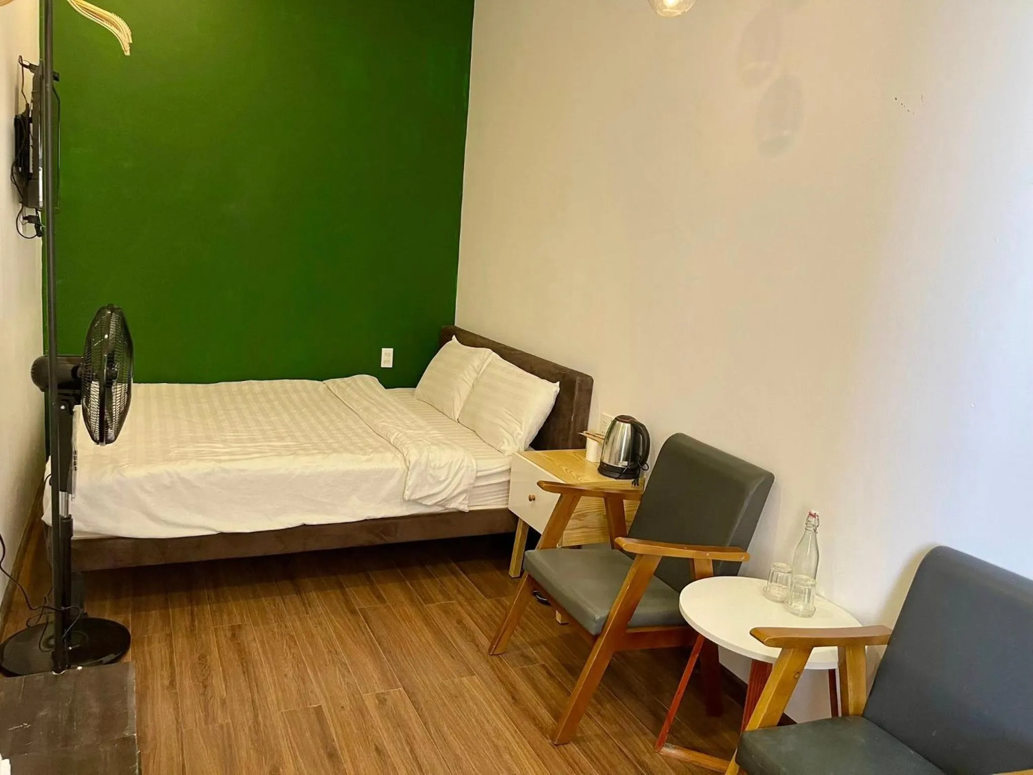 Bed in Seven A Hotel