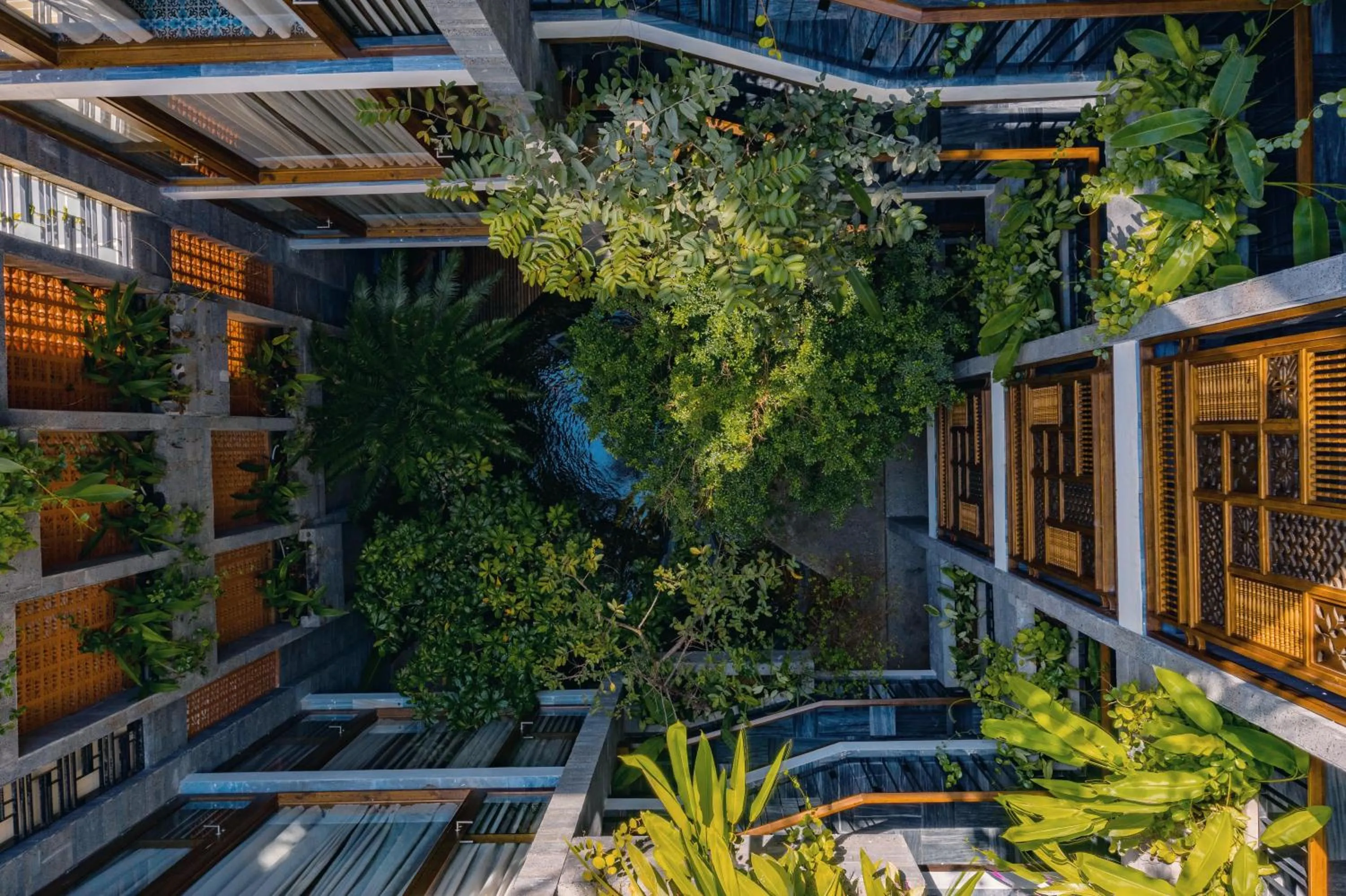 Property building in Minh Boutique