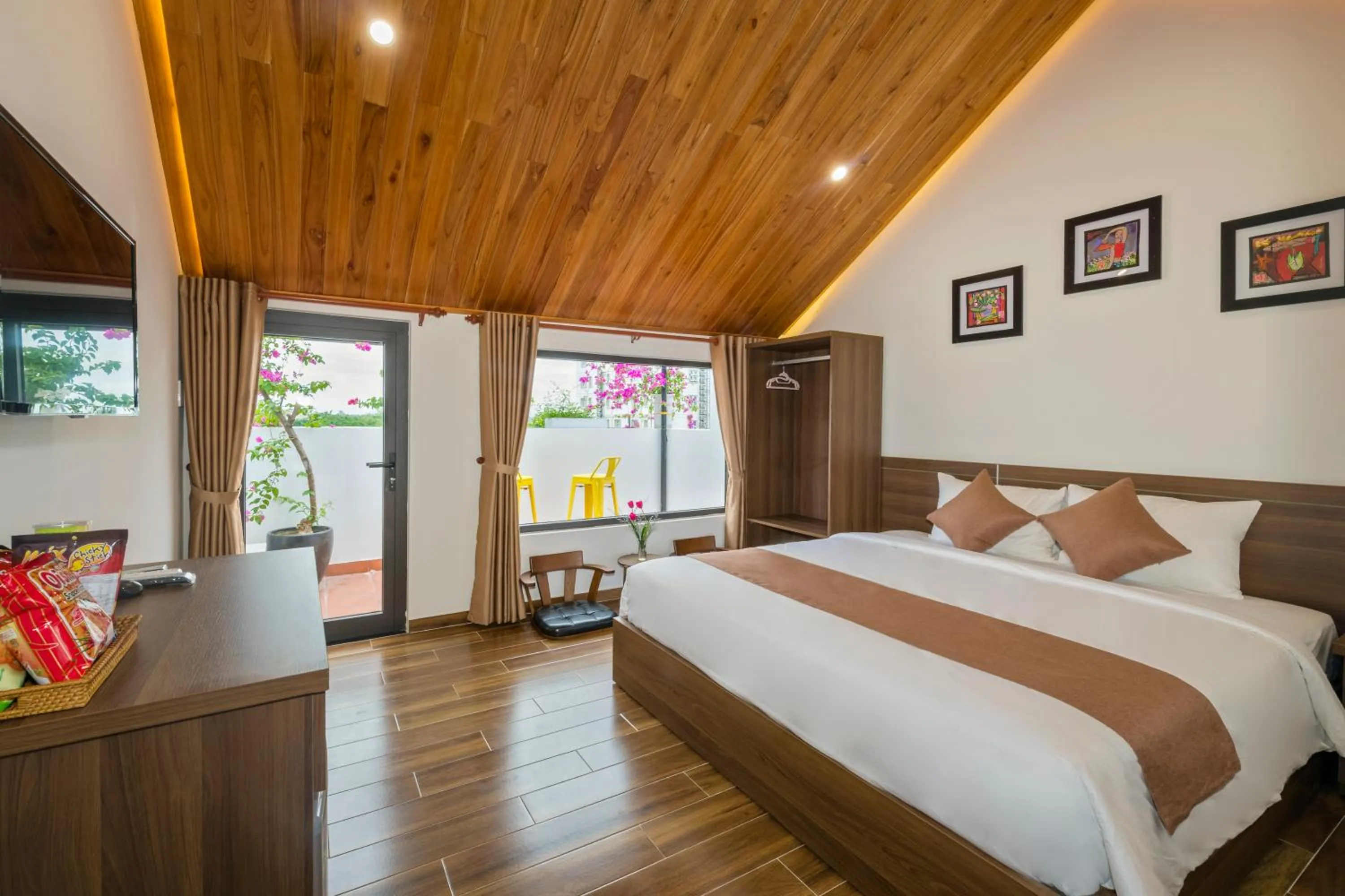 View (from property/room), Bed in Brother Villa Hoi An