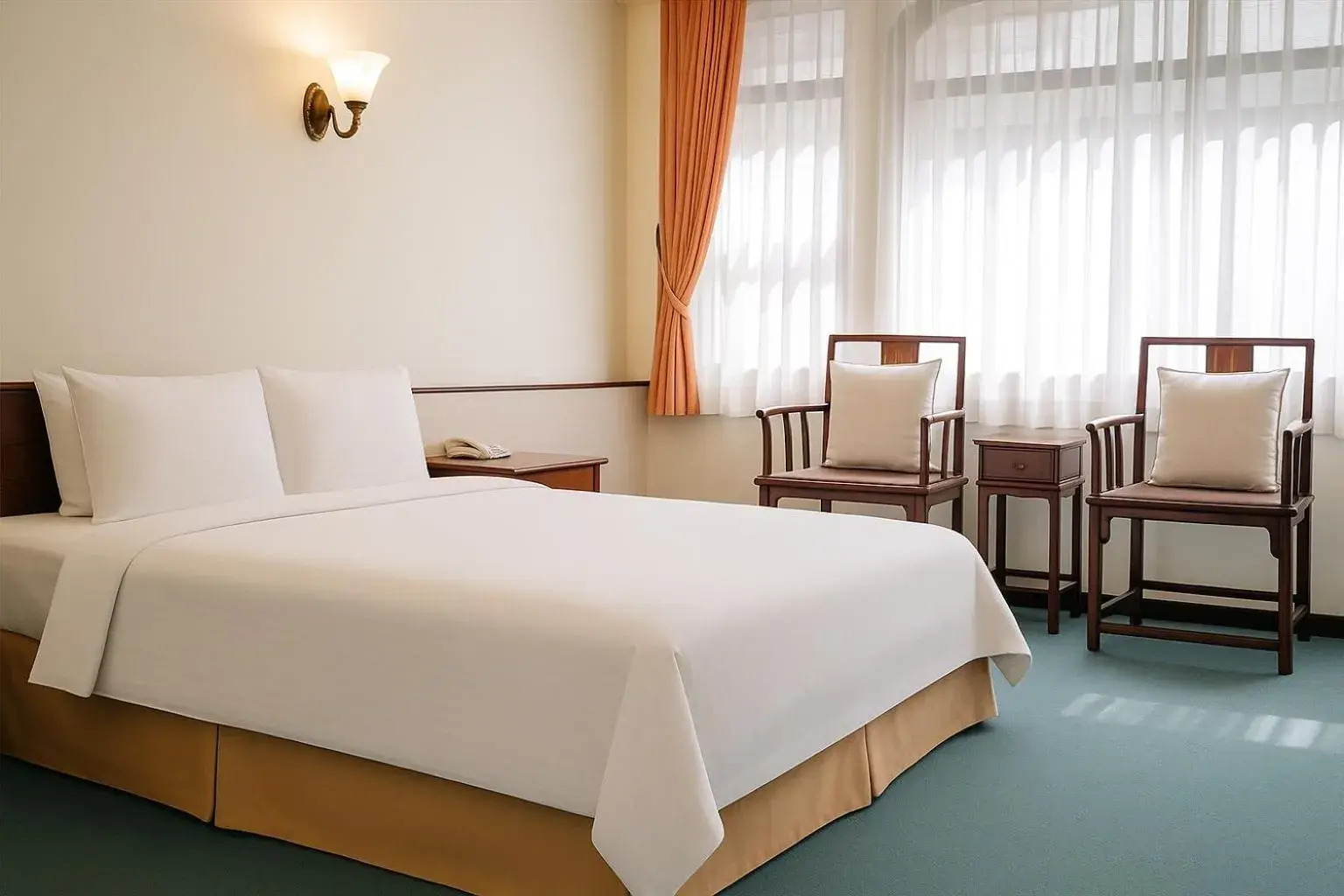 Deluxe Double Room with Bath in East Coast Hotel Deluxe Double Room with Bath in East Coast Hotel