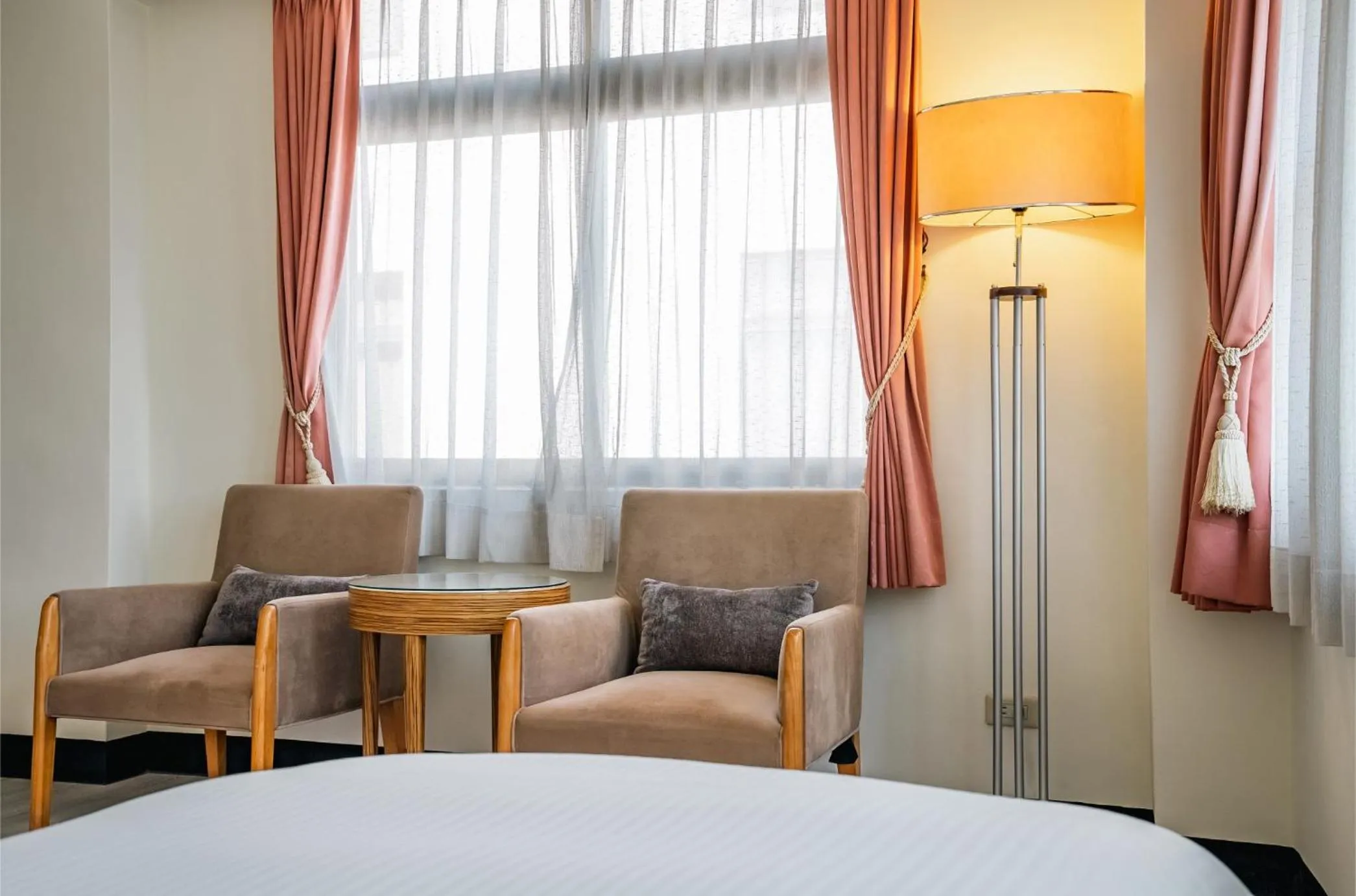 Photo of the whole room, Bed in East Coast Hotel