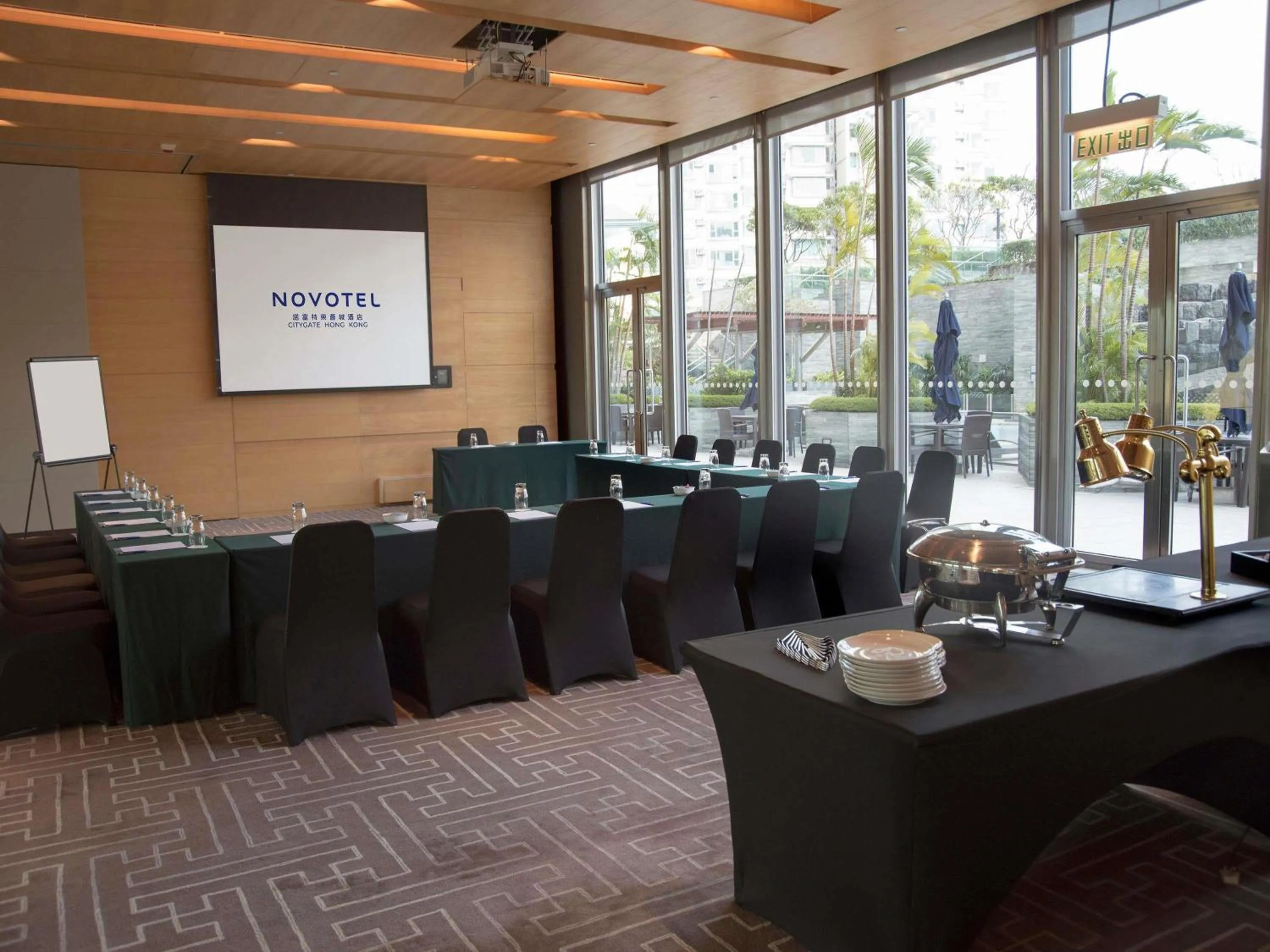Meeting/conference room in Novotel Citygate Hong Kong