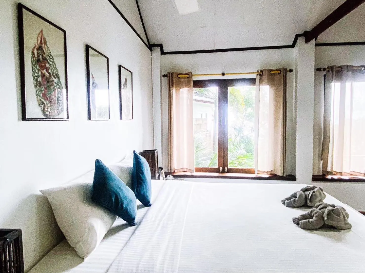 Bedroom, Bed in P.D. Beach Resort