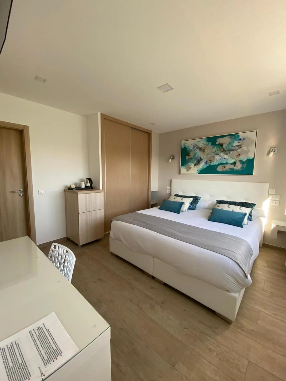 Bedroom, Bed in VILLA L'ESTAQUE