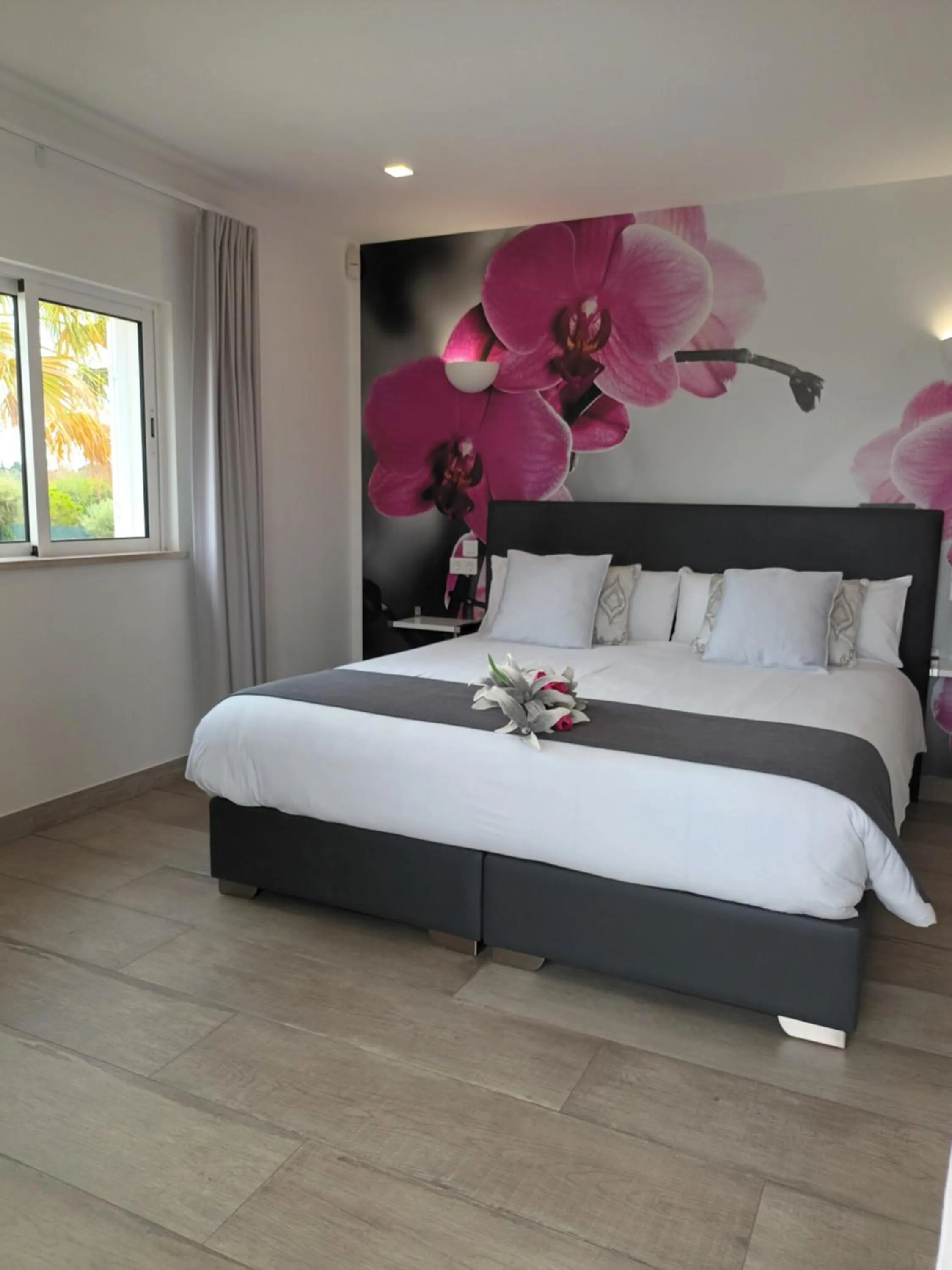 Bedroom, Bed in VILLA L'ESTAQUE