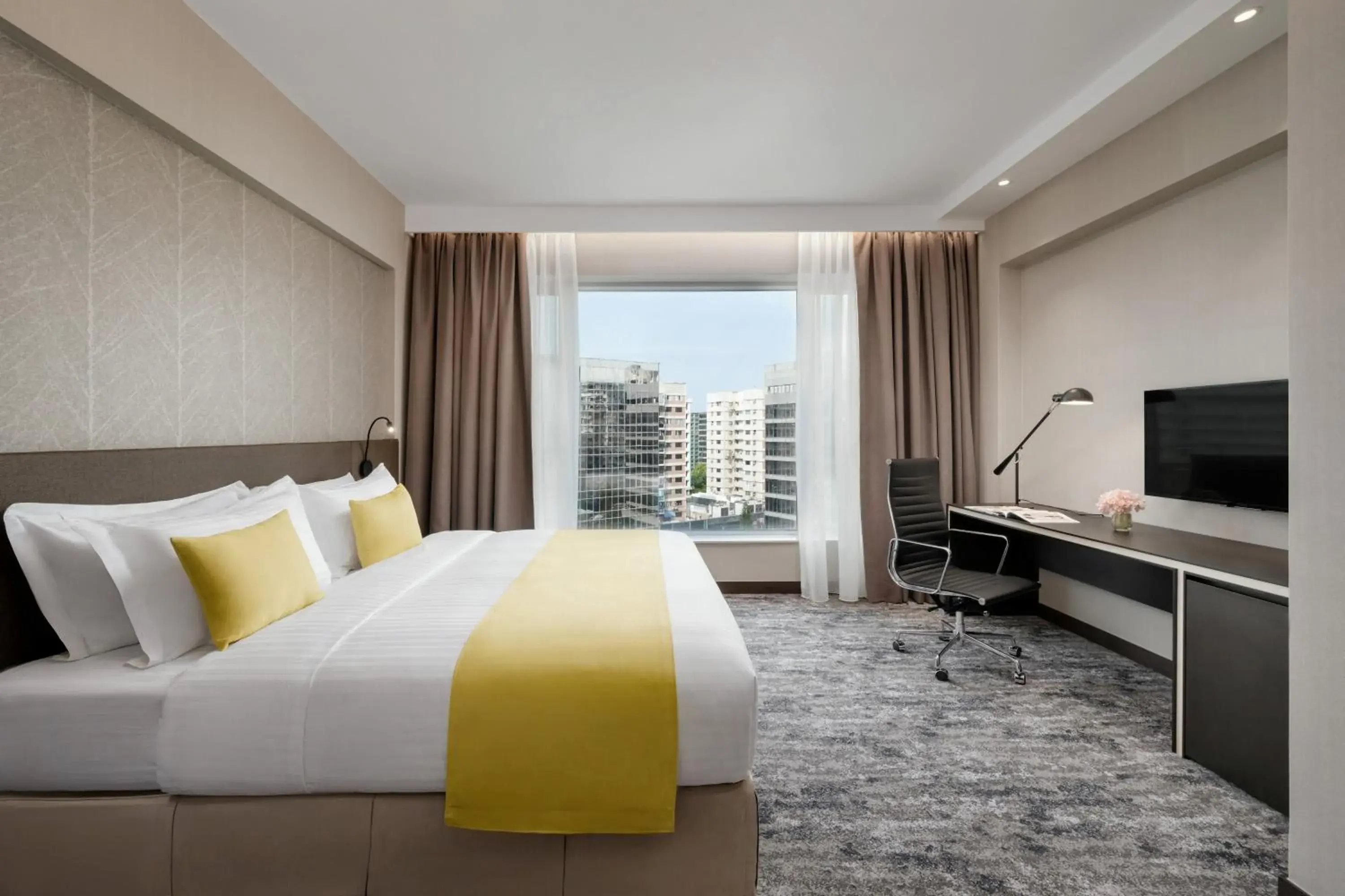 Deluxe King Room in Park Hotel Hong Kong Deluxe King Room in Park Hotel Hong Kong