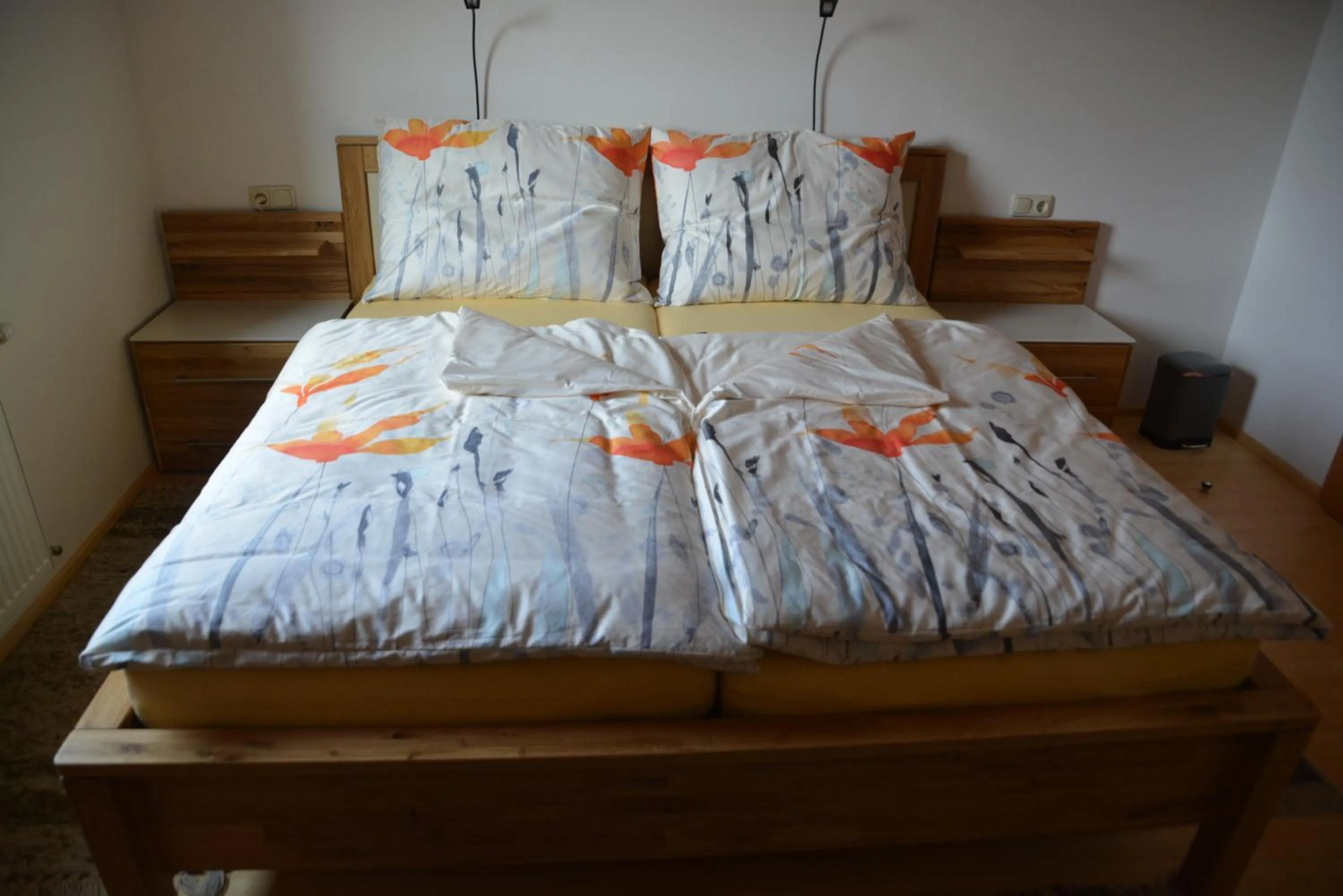 Bedroom, Bed in Privatzimmer Marina