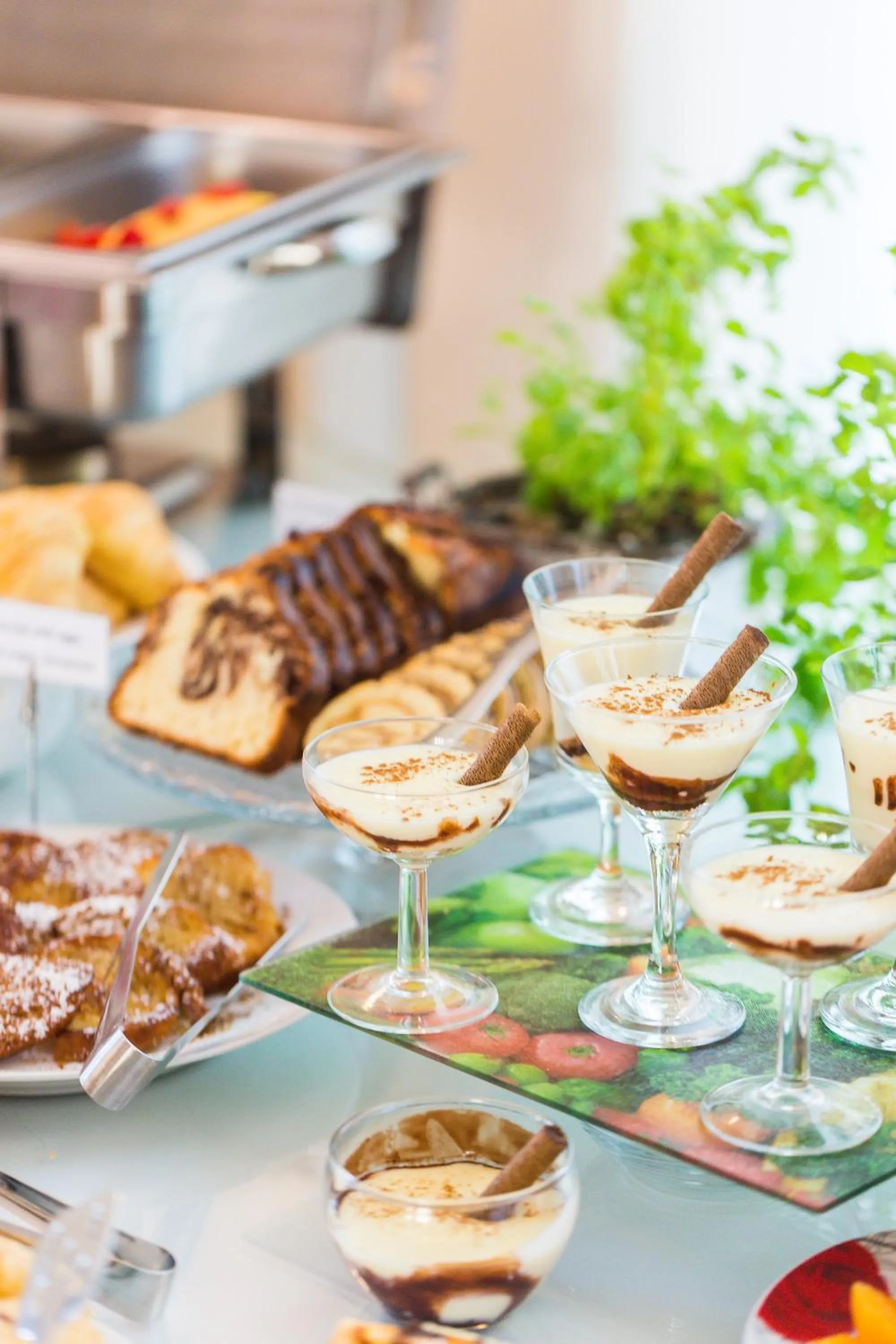 Buffet breakfast in Eltina Hotel