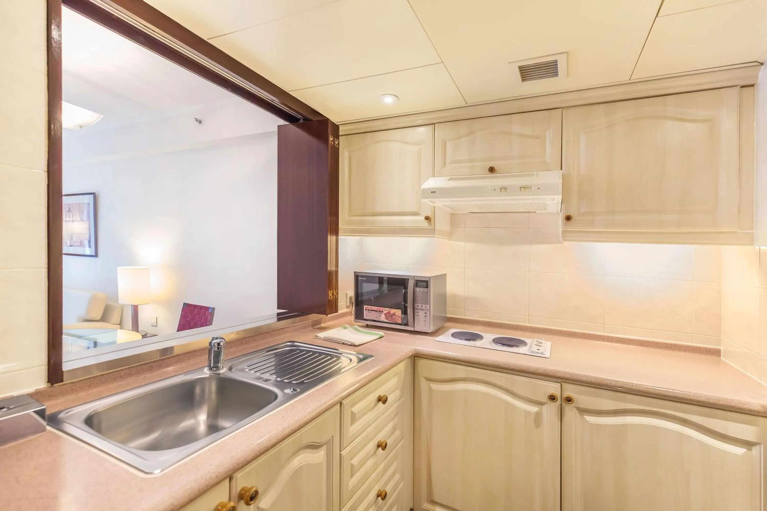 Kitchen or kitchenette in Regal Airport Hotel