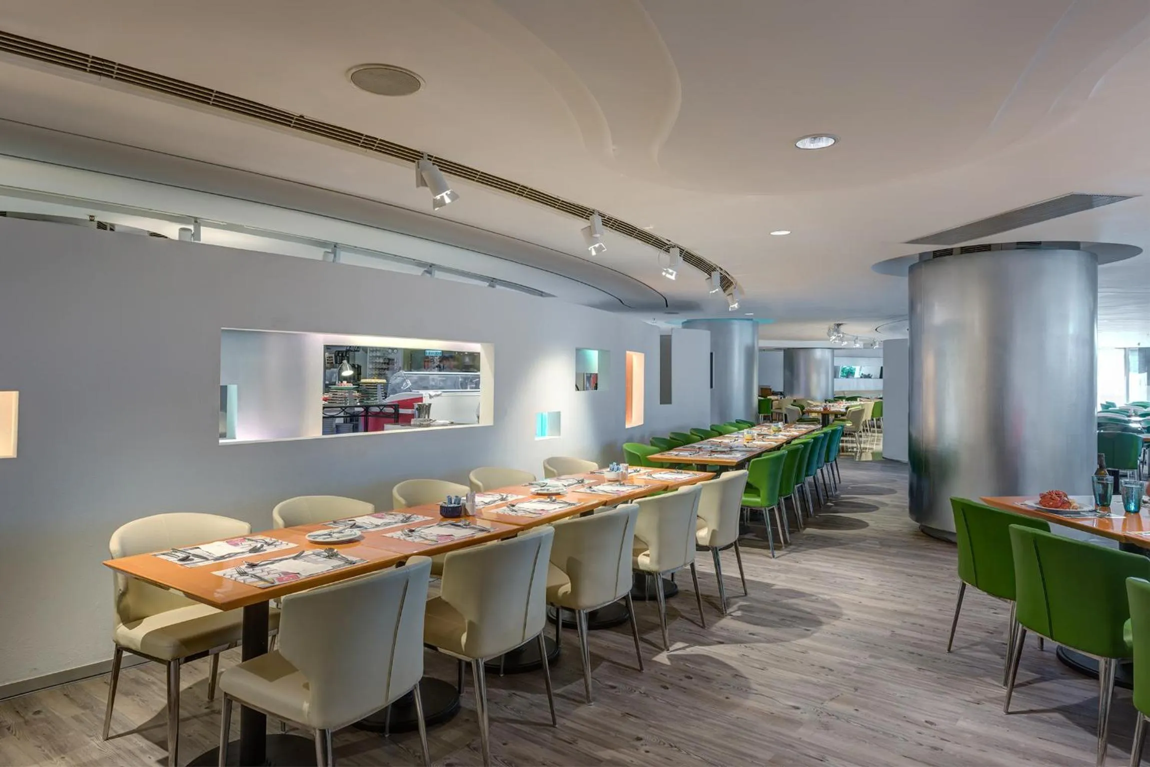 Buffet breakfast in Regal Airport Hotel