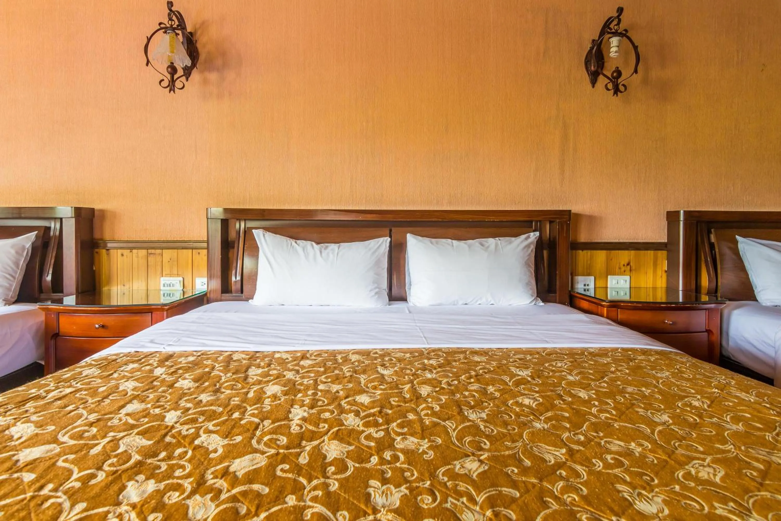 Bed in Kenting Maya-House B&B