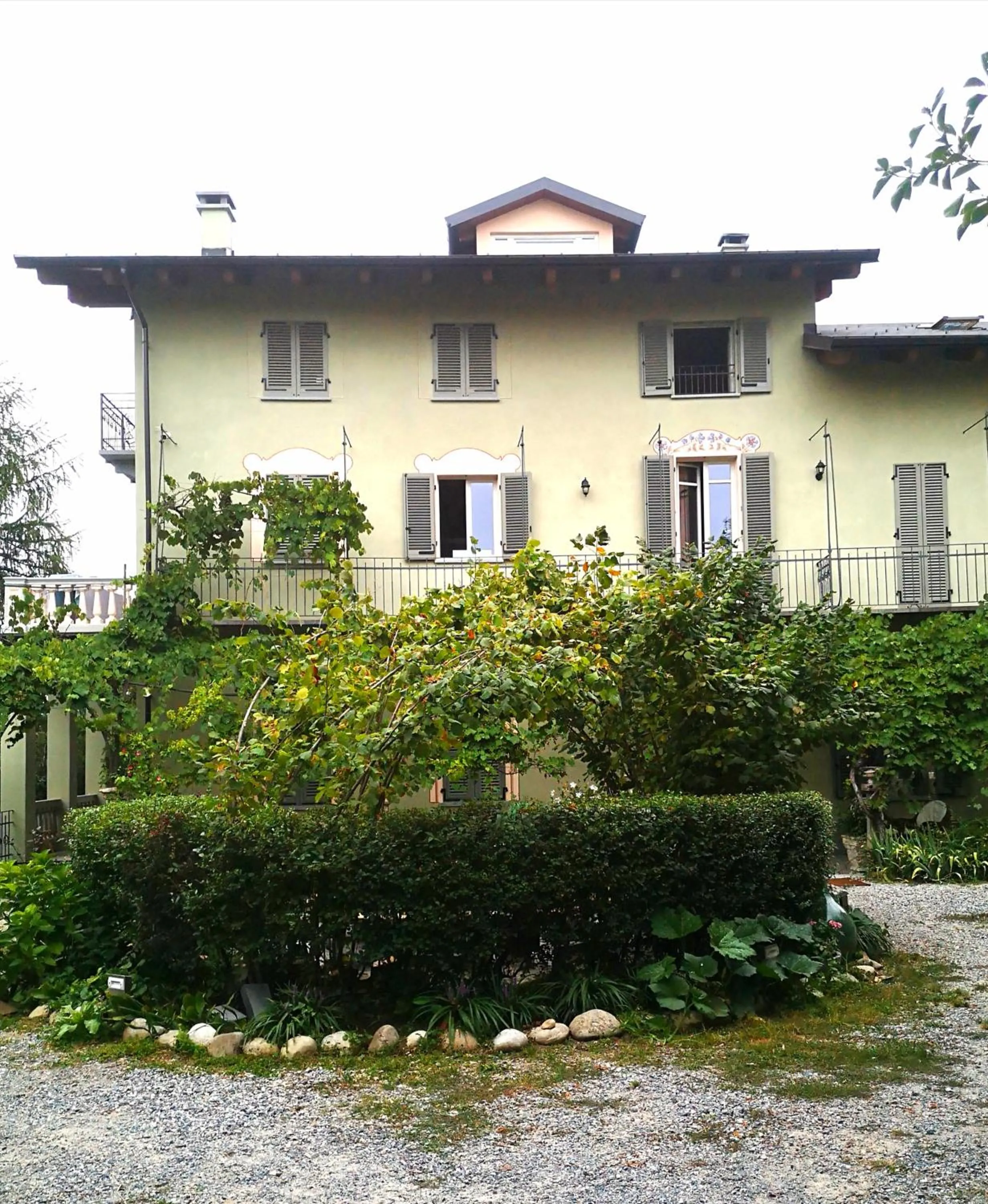 Property building in Tetto alle Rondini