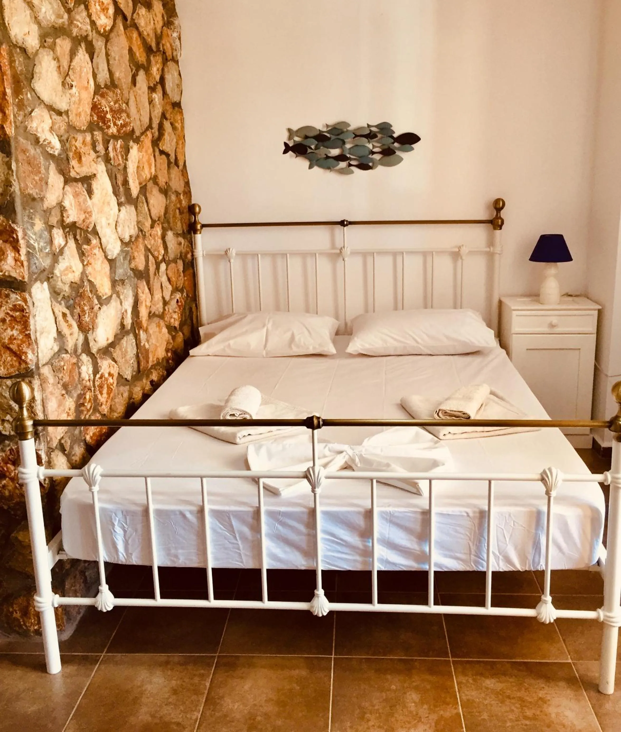 Bed in Vareladiko studios