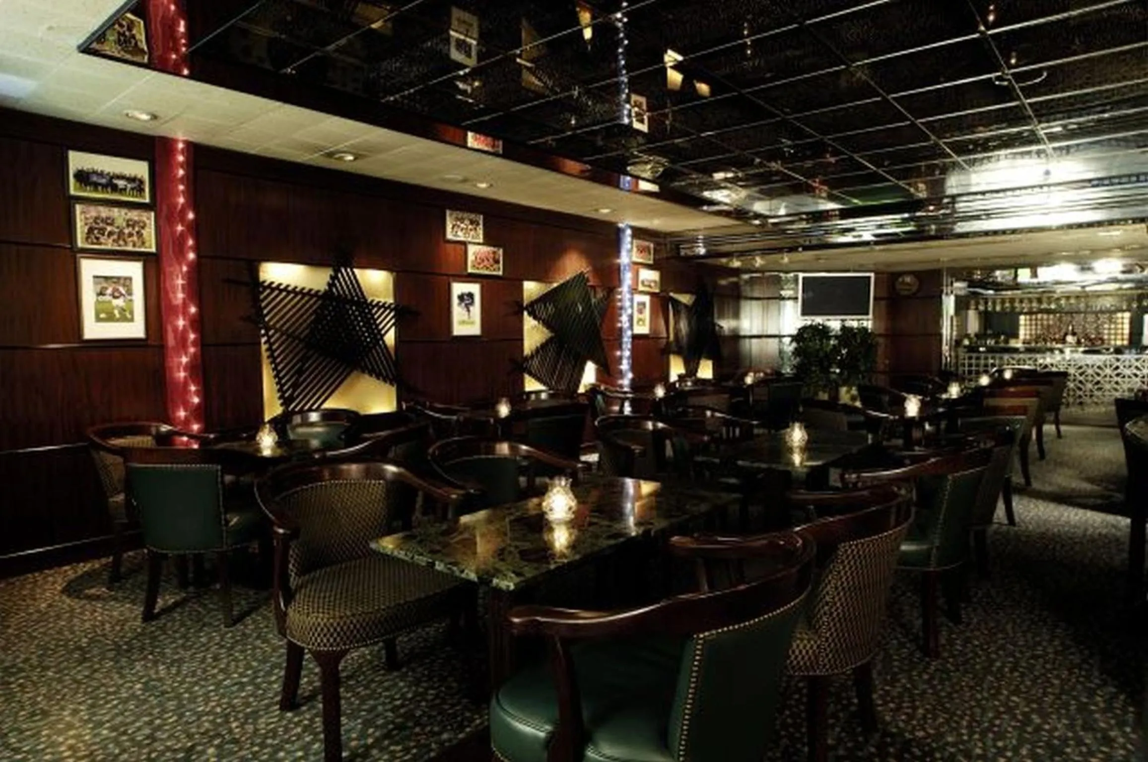 Lounge or bar in Metropark Hotel Kowloon